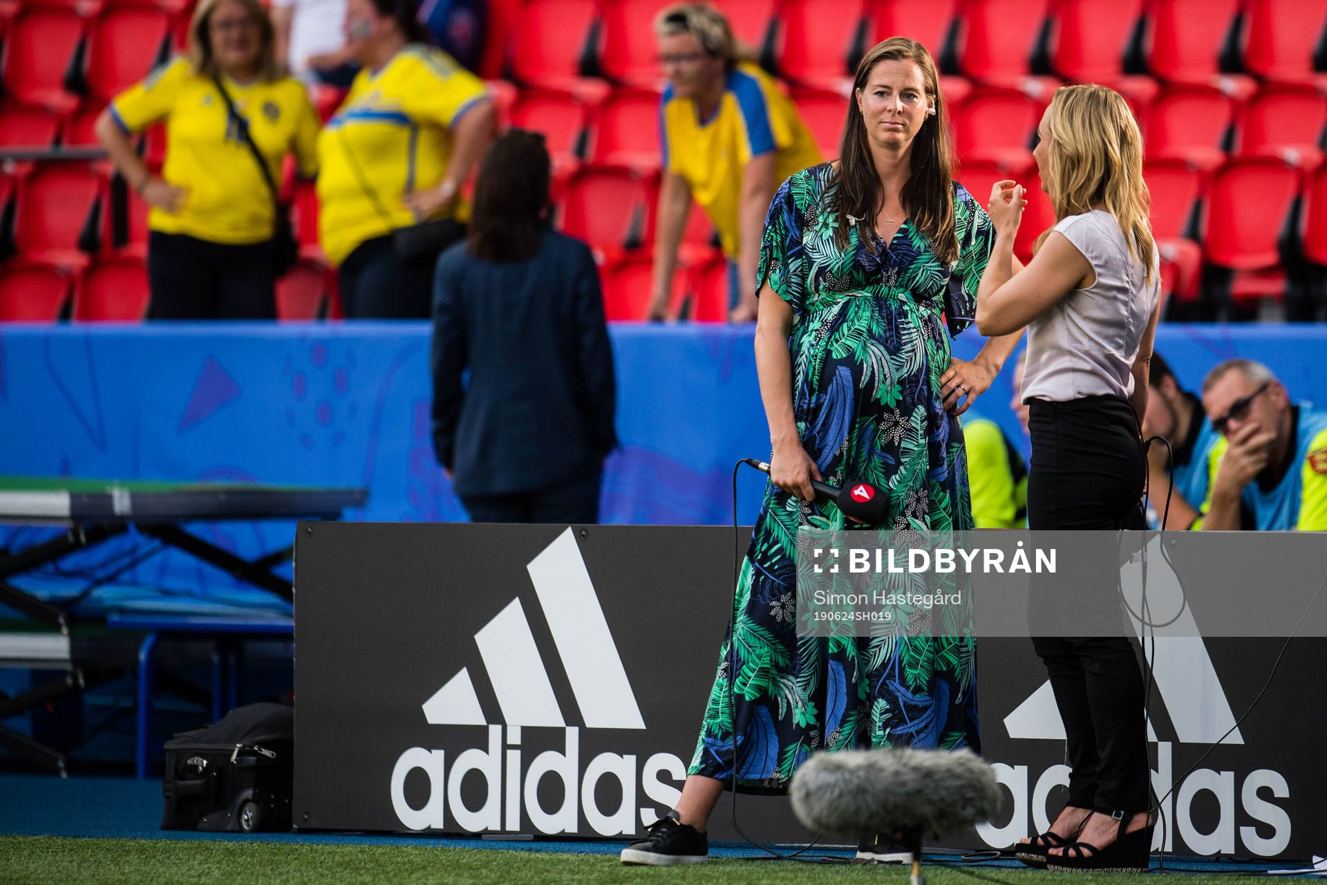 Lotta Schelin and Frida Nordstrand