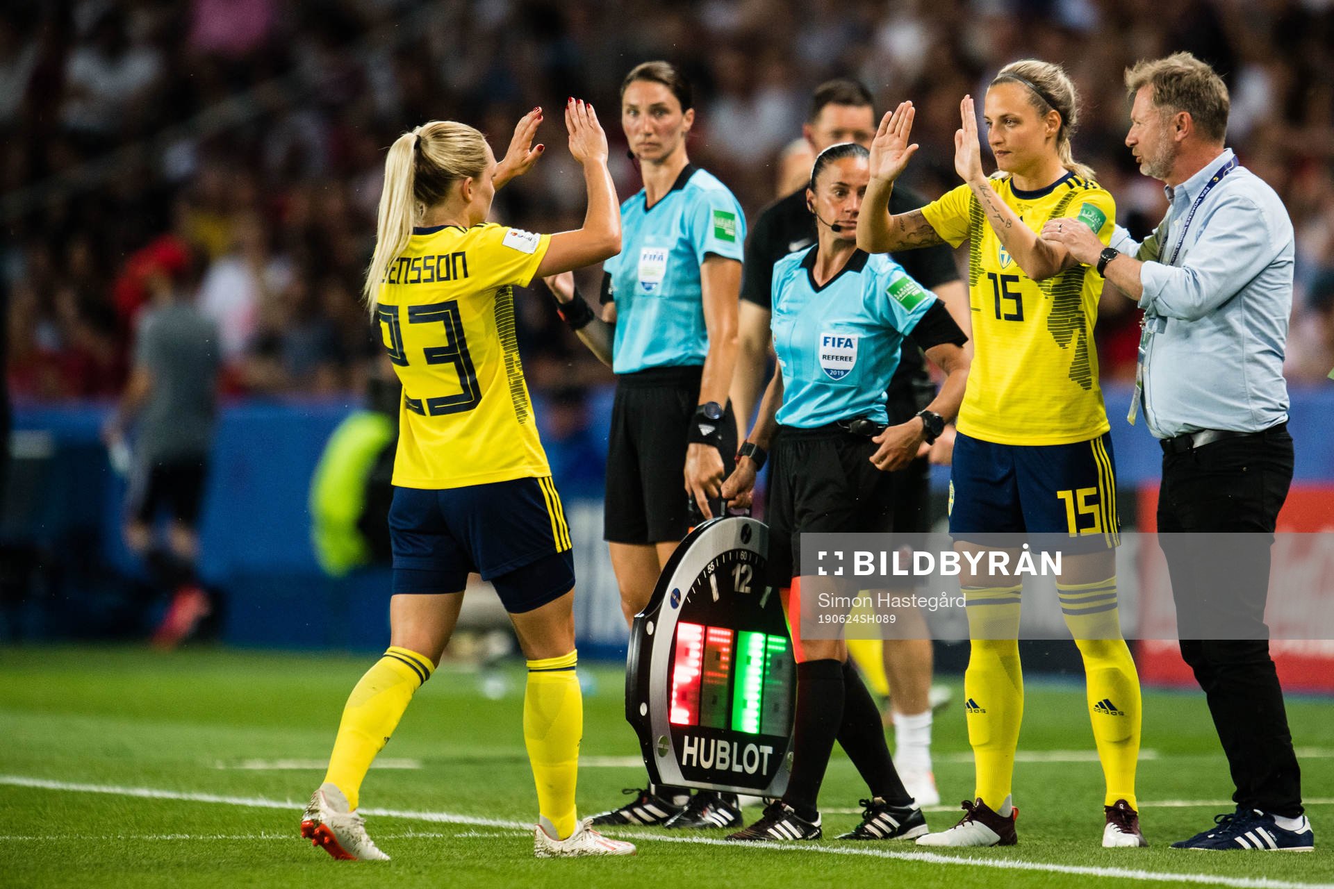 Elin Rubensson and Nathalie Björn of Sweden