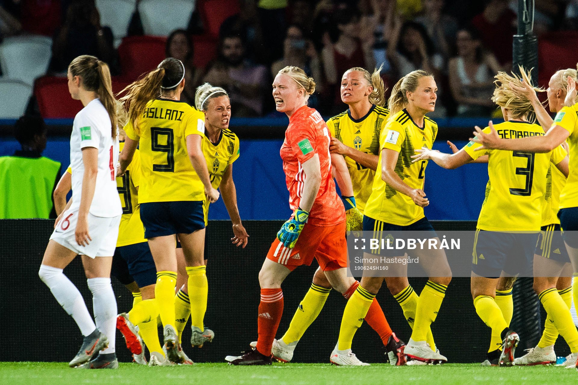 Goalkeeper Hedvig Lindahl of Sweden celebrates after saving a penalty kick during the FIFA Women´s World Cup round of sixteen match between Sweden and Canada on June 24, 2019 in Paris.