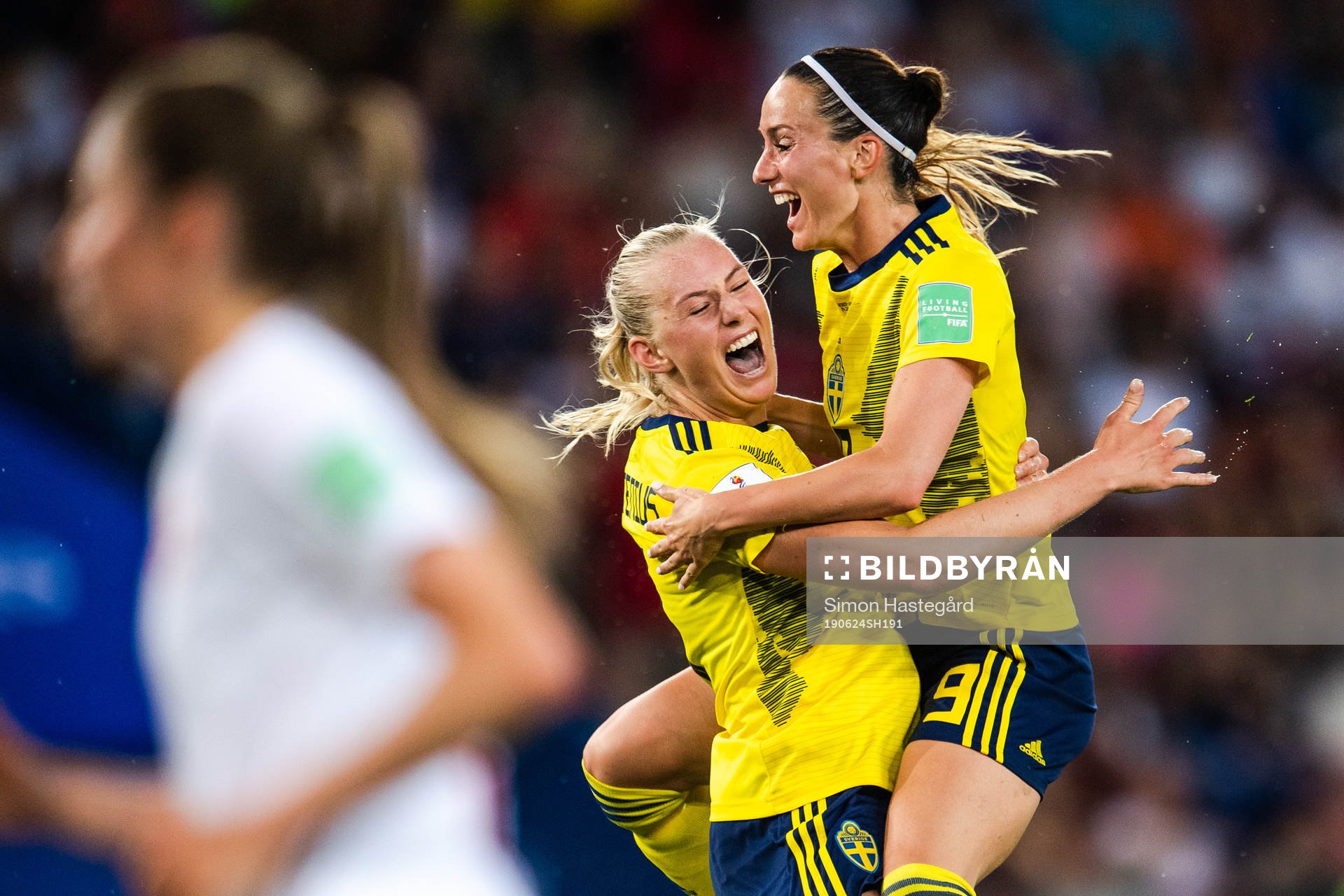Kosovare Asllani and Stina Blackstenius celebrate  the 1-0