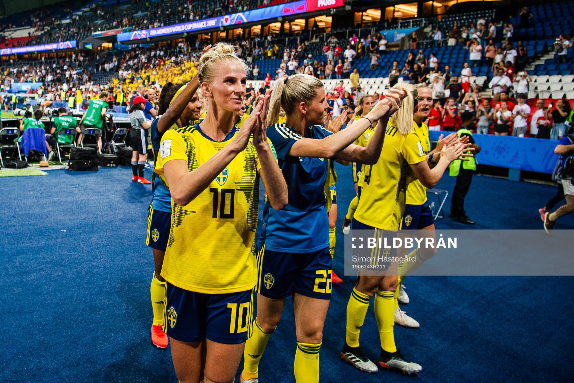 Sofia Jakobsson of Sweden celebrates