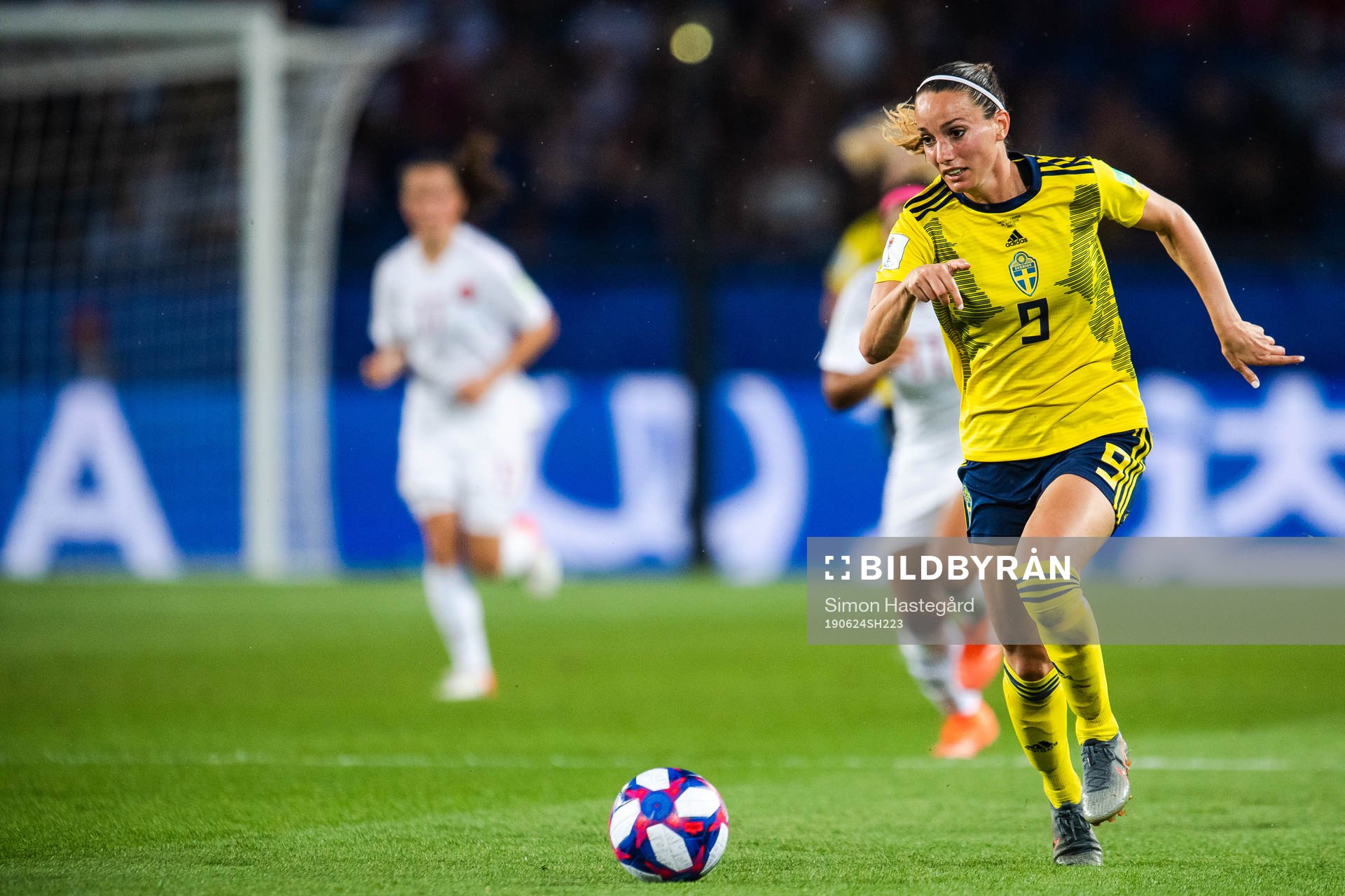 Kosovare Asllani of Sweden