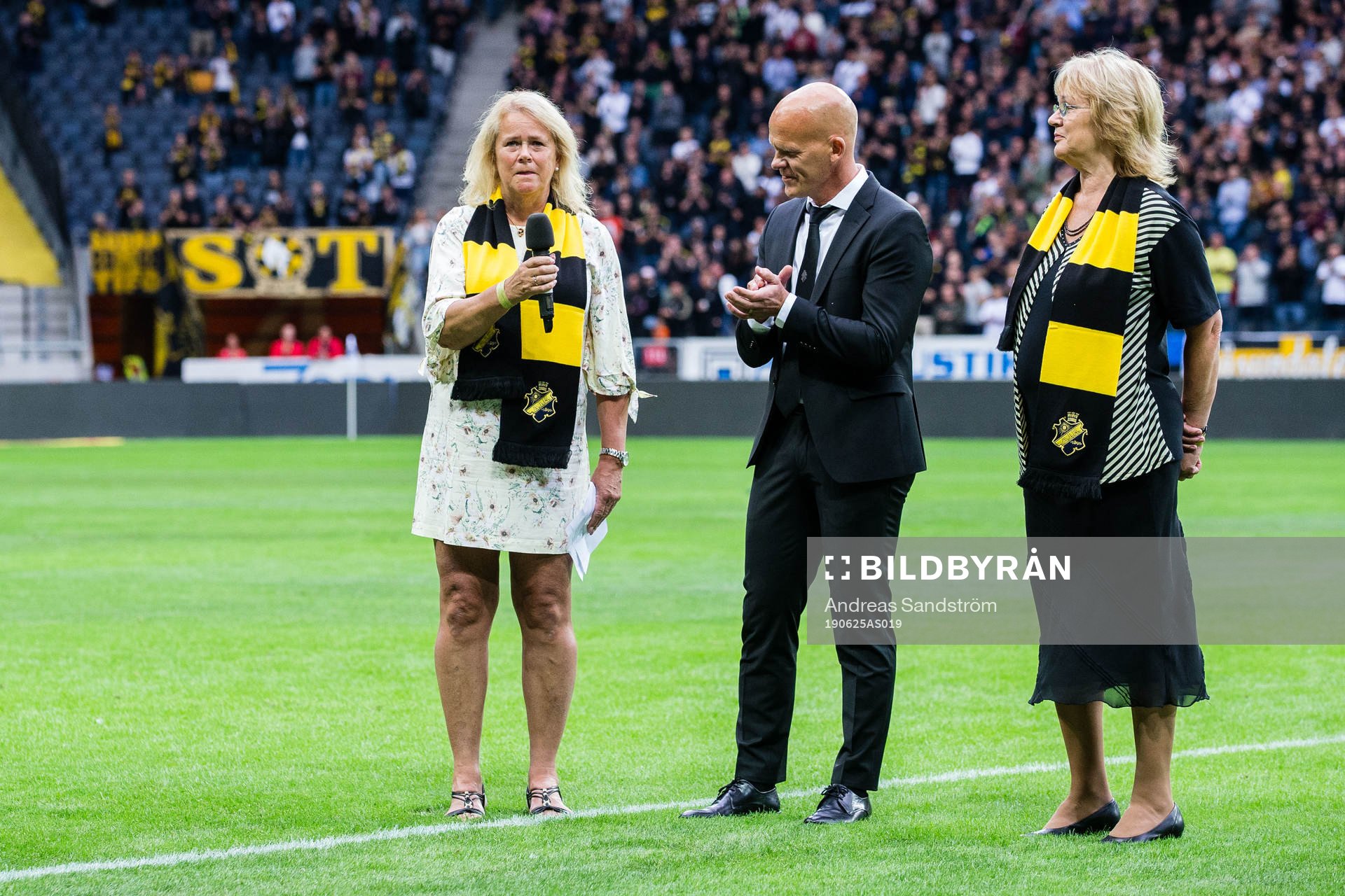 Lennart Johanssons döttrar Lena Colvedin och Eva Jonsson