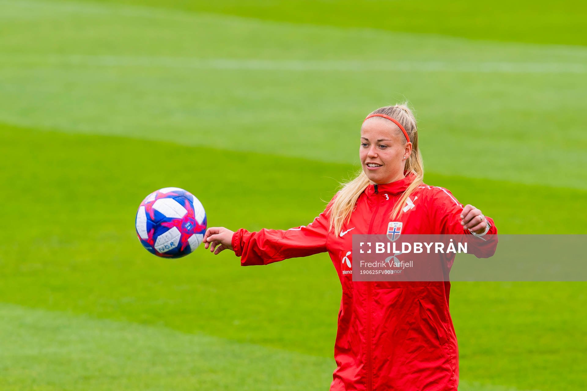 Therese Sessy Åsland of Norway