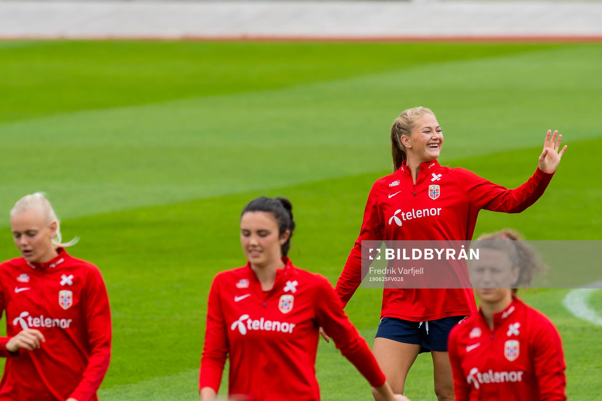 Karina Sævik, Ingrid Syrstad Engen, Lisa-Marie Karlseng