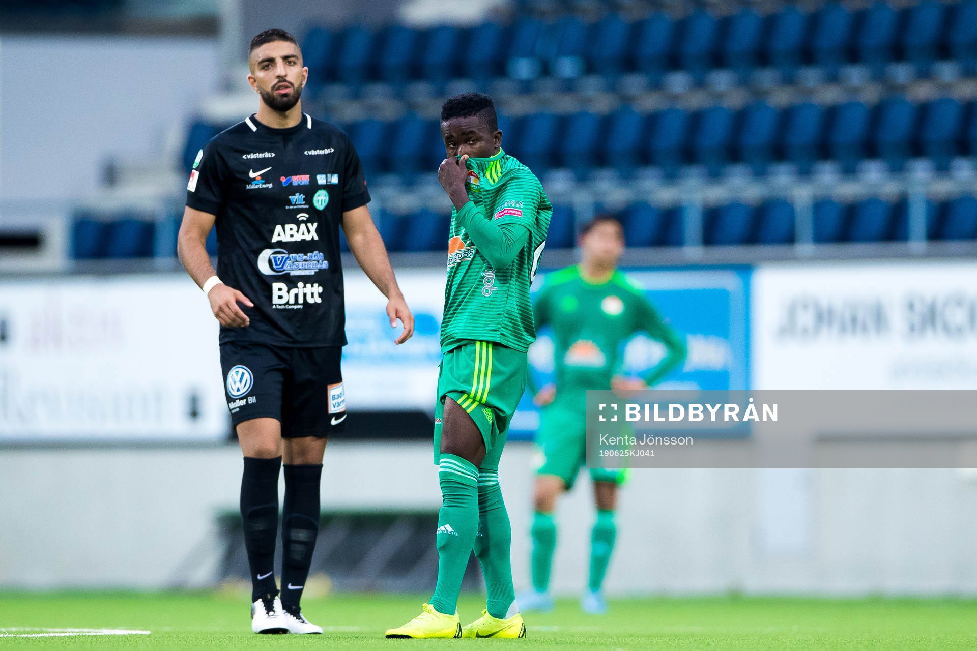 Dalkurds Frank Arhin  deppar bredvid Västerås Sean