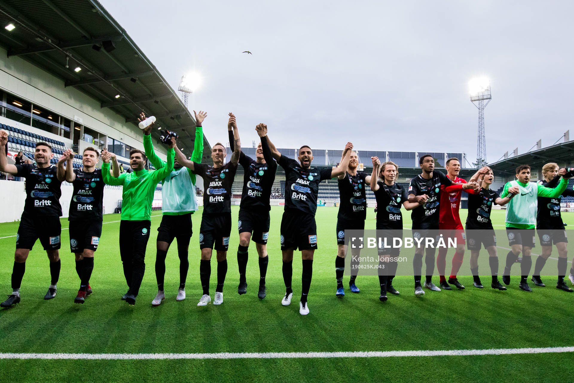 Västerås spelare jublar