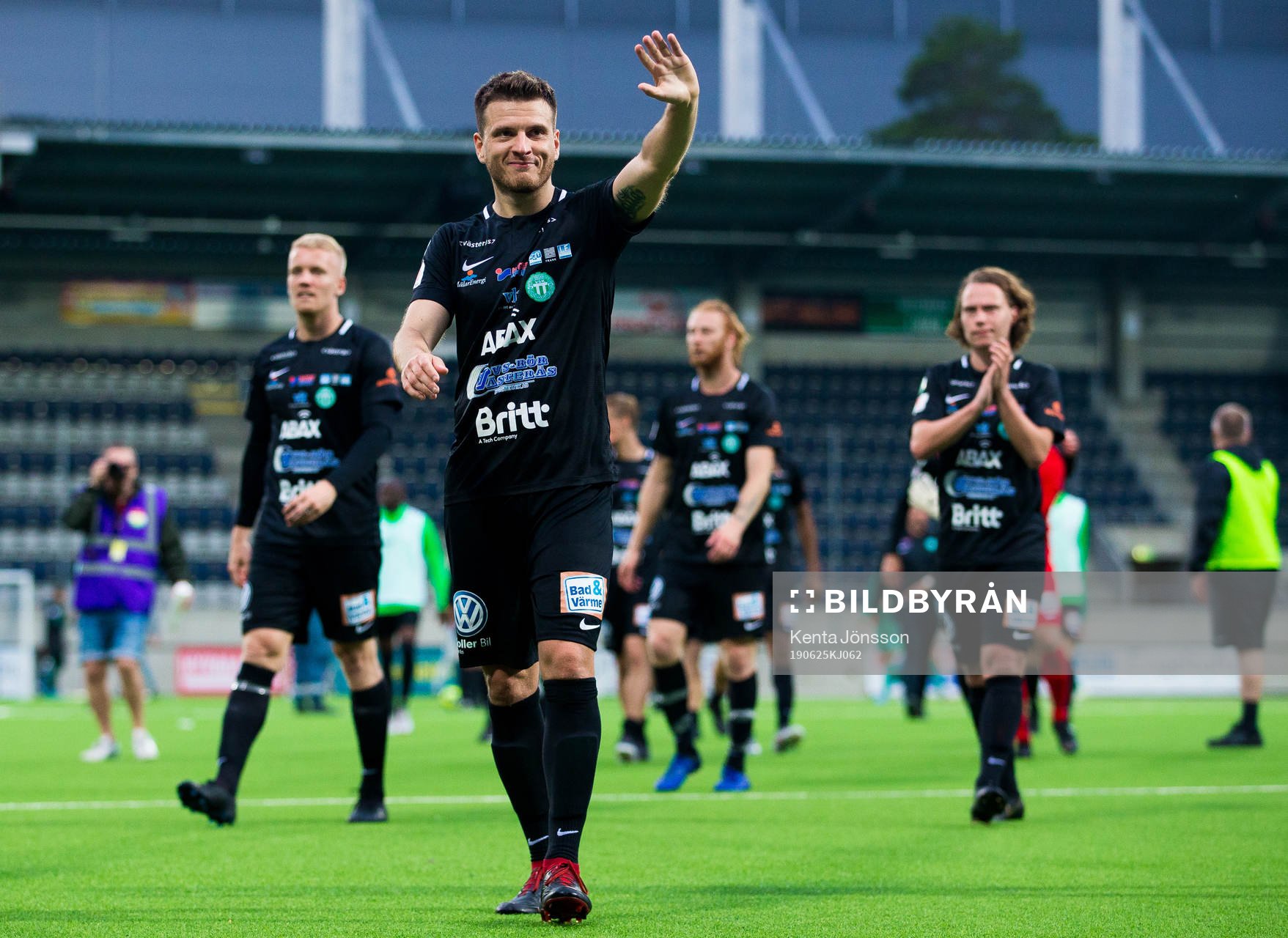 Västerås Boris Ljevar jublar efter fotbollsmatchen i Superettan mellan Dalkurd och Västerås den 25 juni 2019 i Gävle. 