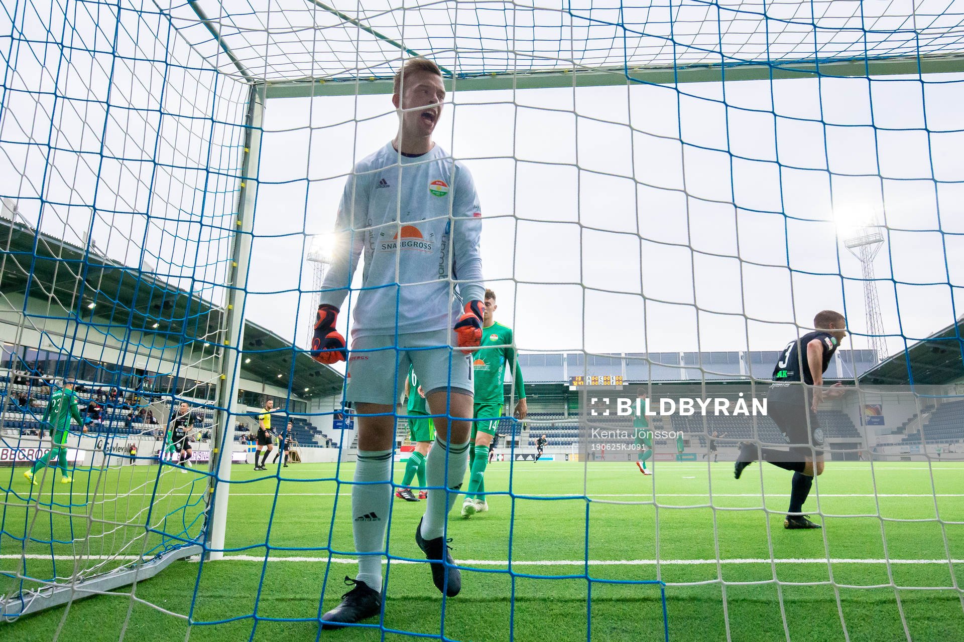 Dalkurds målvakt Andreas Andersson deppar
