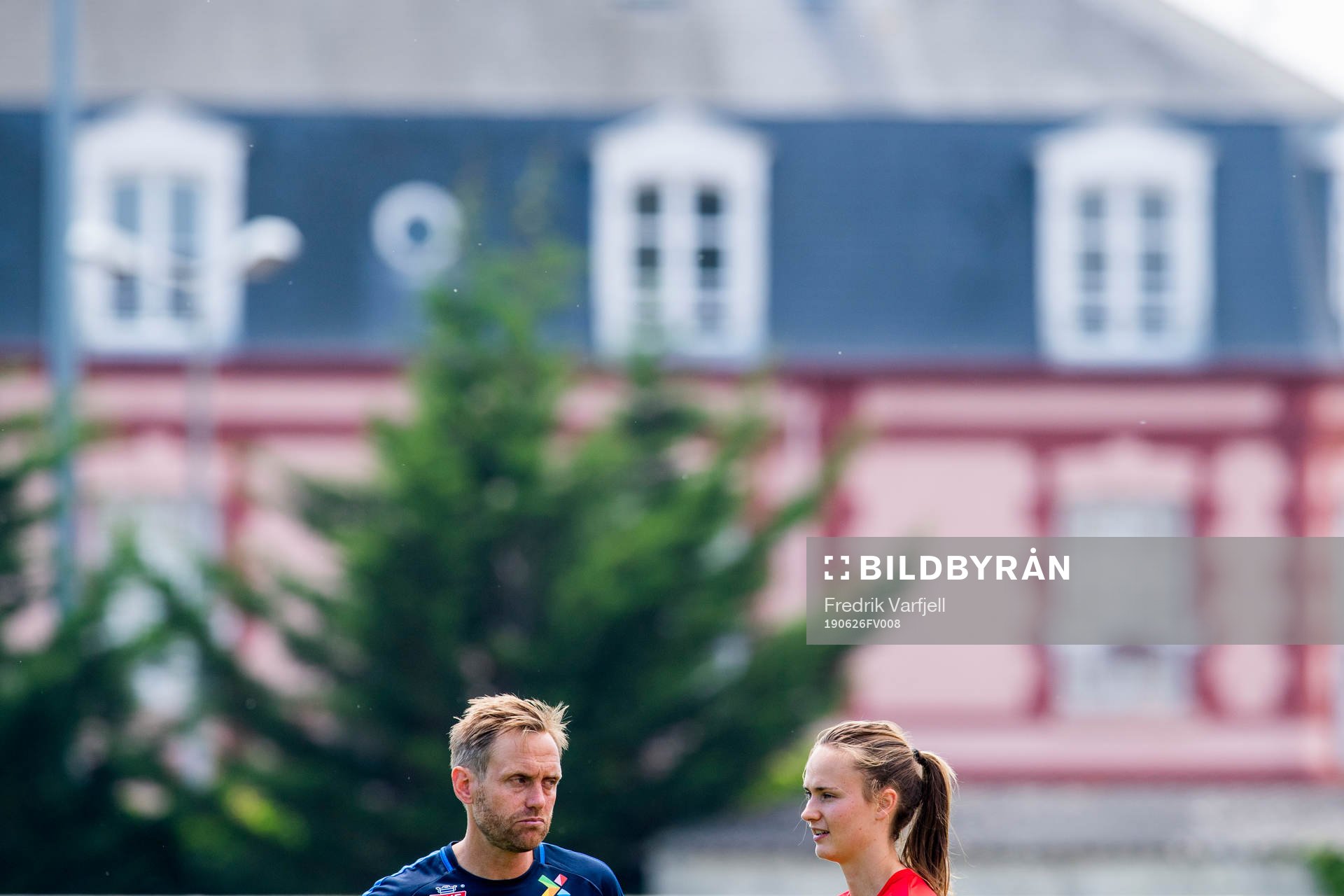 Martin Sjögren, head coach of Norway, and Caroline Graham