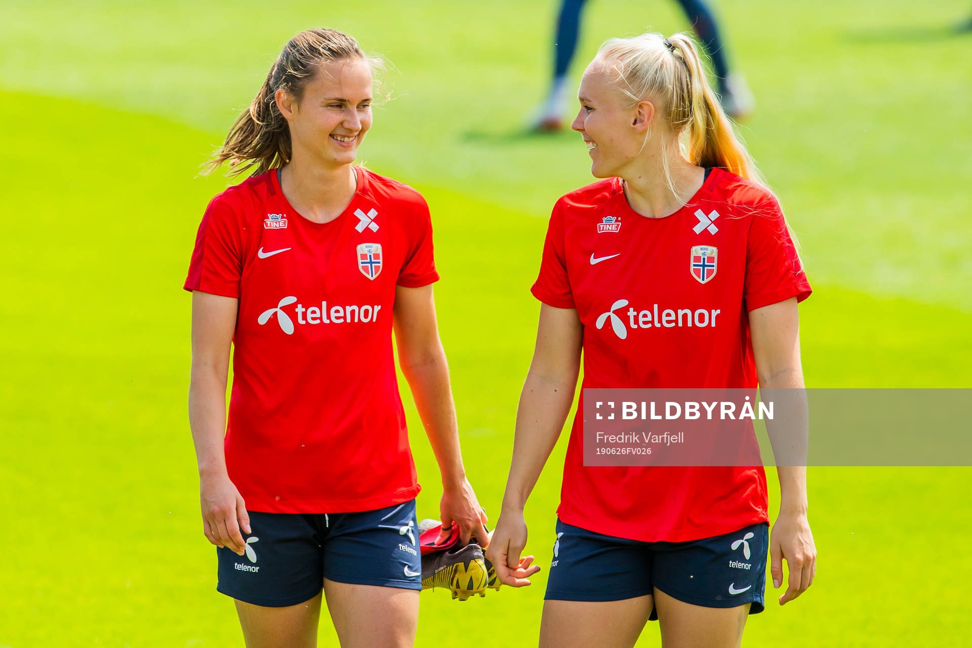 Caroline Graham Hansen and Maria Thorisdottir of Norway