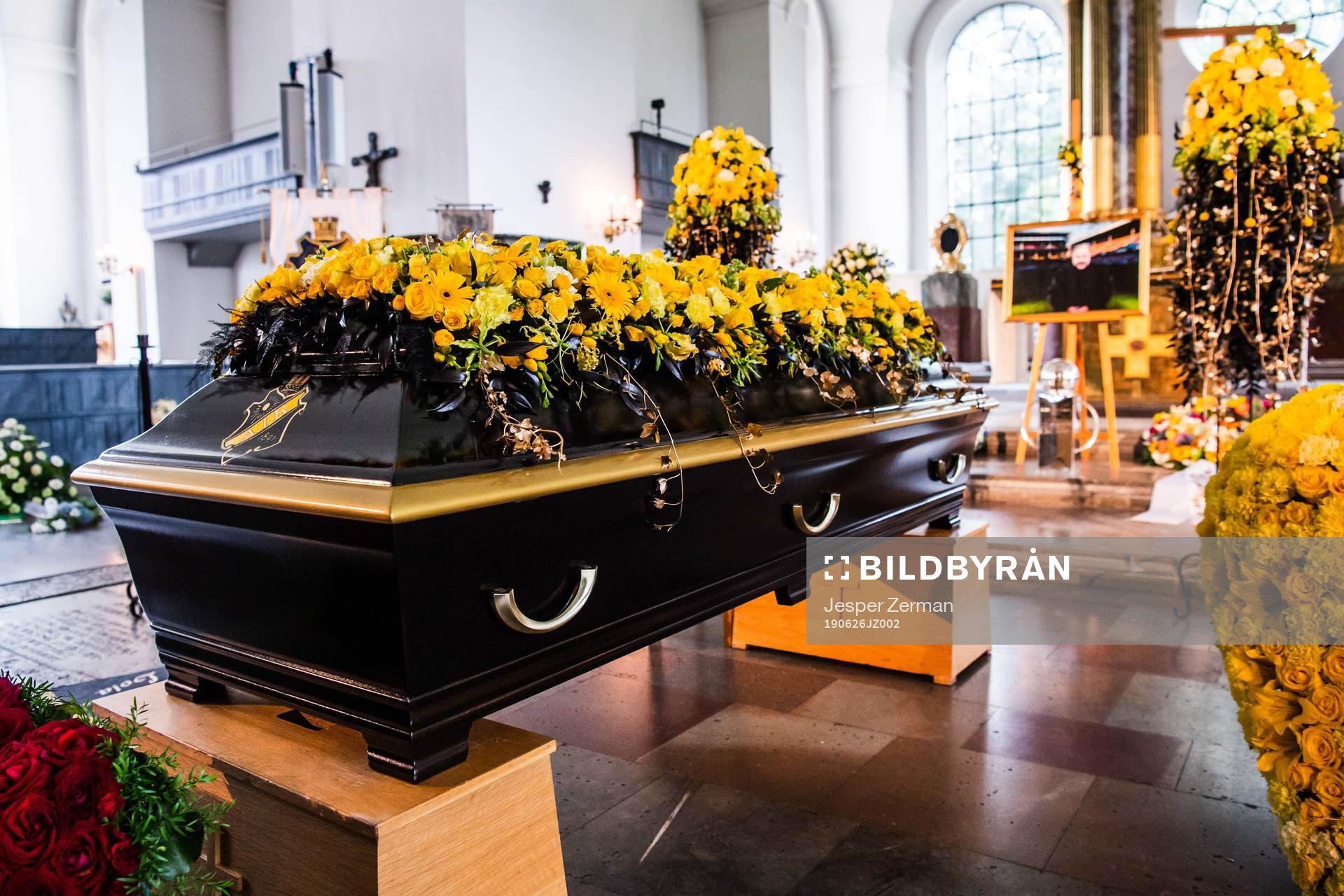The coffin