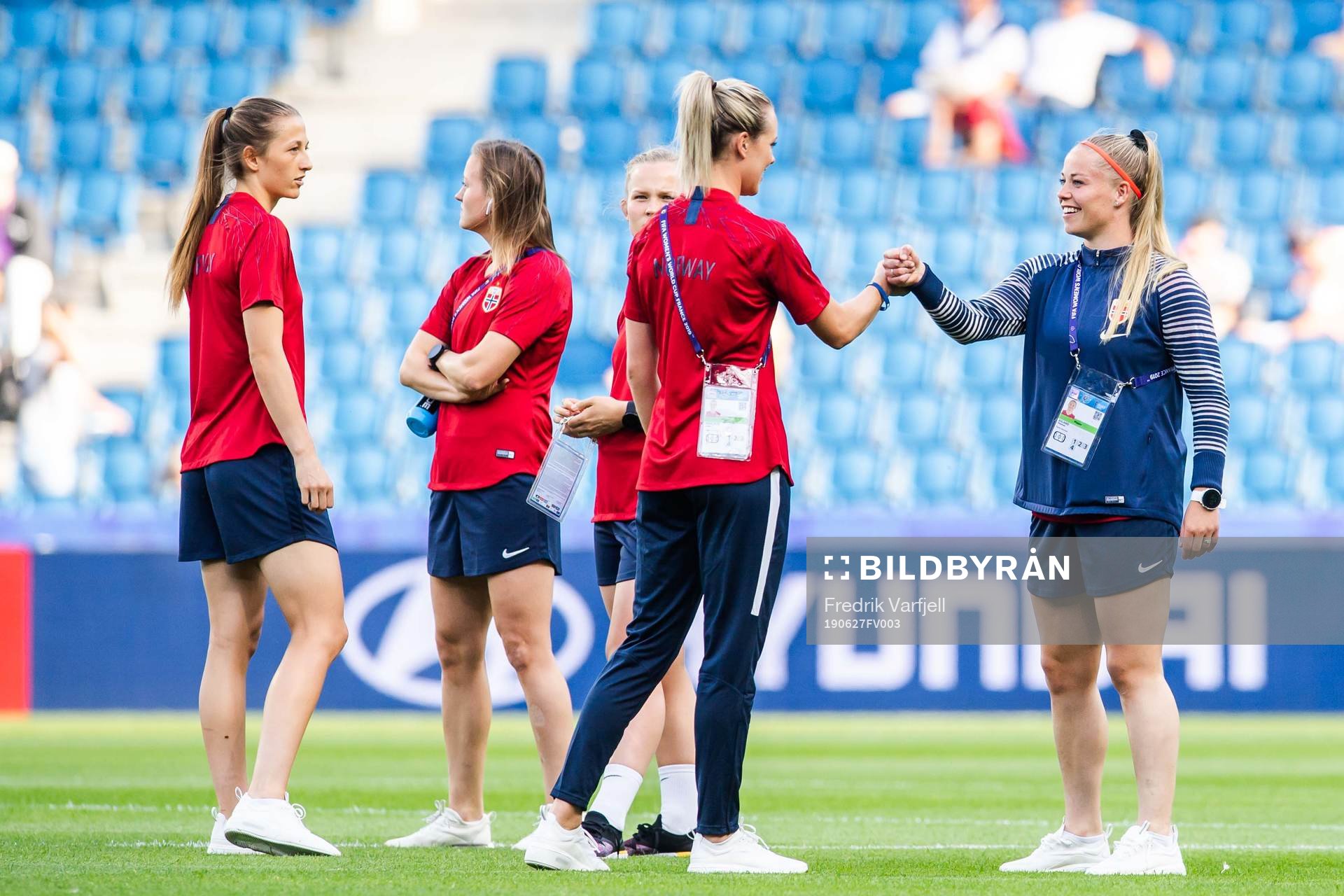 Stine Hovland and Therese Sessy Åsland of Norway