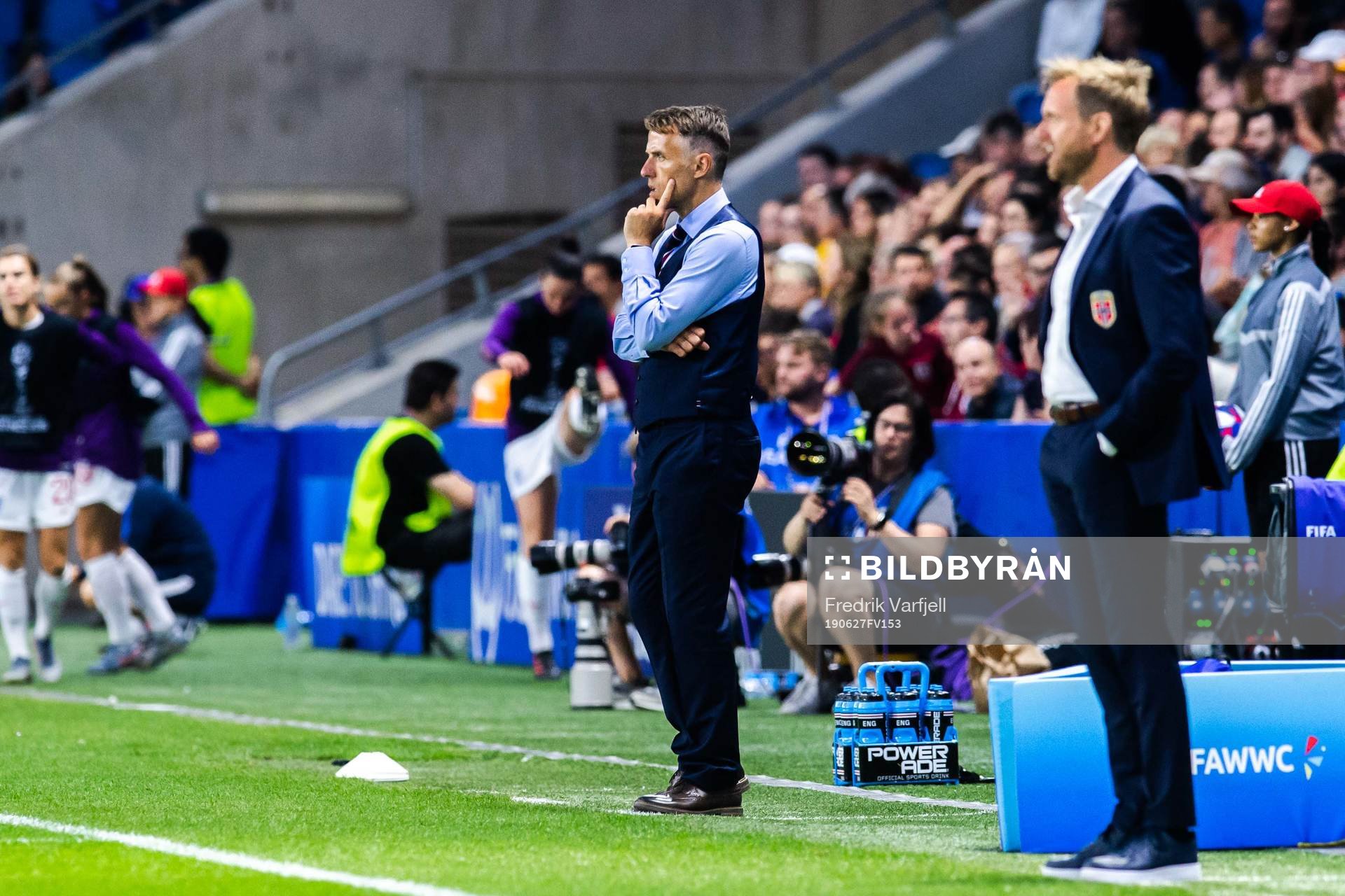 Phil Neville, head coach of England, and Martin Sjögren,