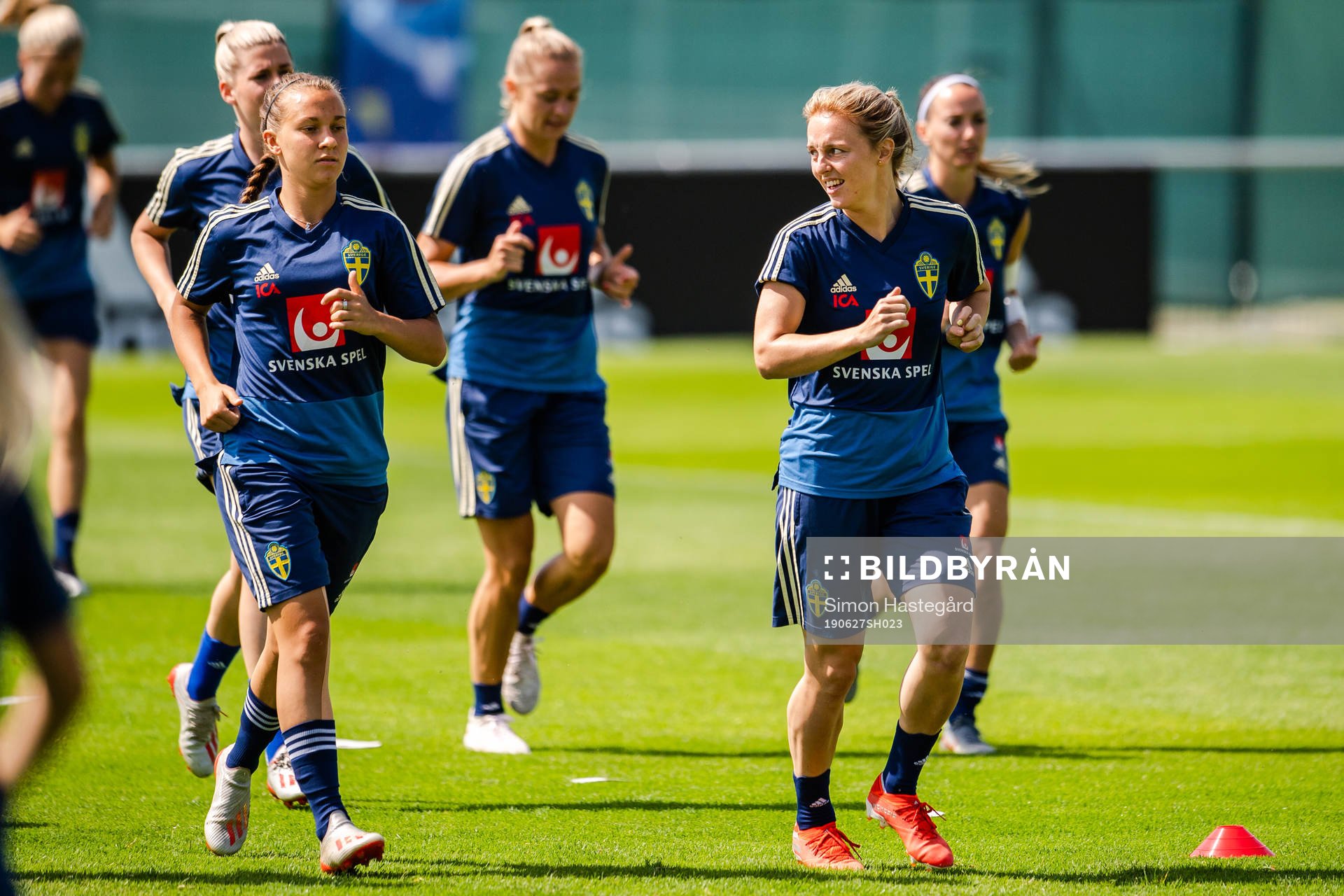 Julia Zigiotti Olme and Mimmi Larsson of Sweden
