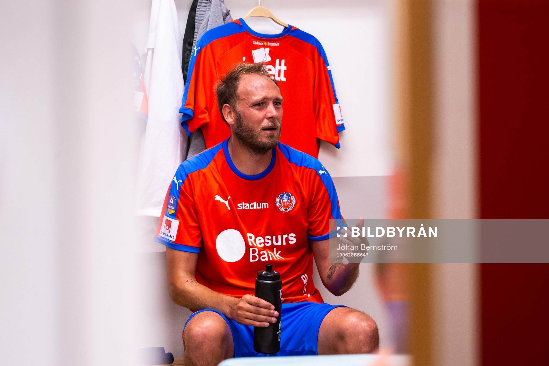 Helsingborgs Andres Granqvist i omklädningsrummet i halvtid