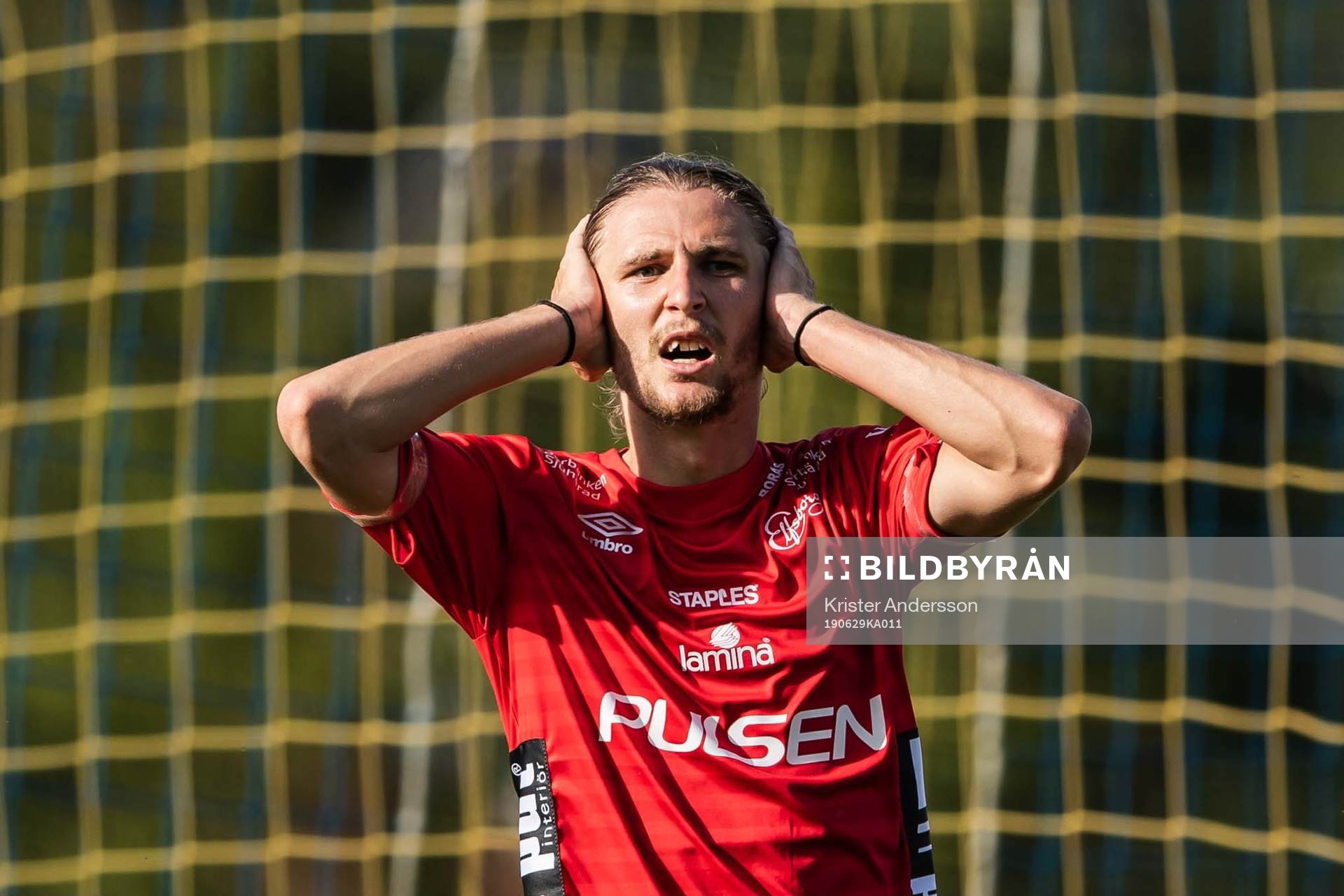 Elfsborgs Pawel Cibicki jublar efter 1-1 under fotbollsmatchen i Allsvenskan mellan Falkenberg och Elfsborg den 29 juni 2019 i Falkenberg.