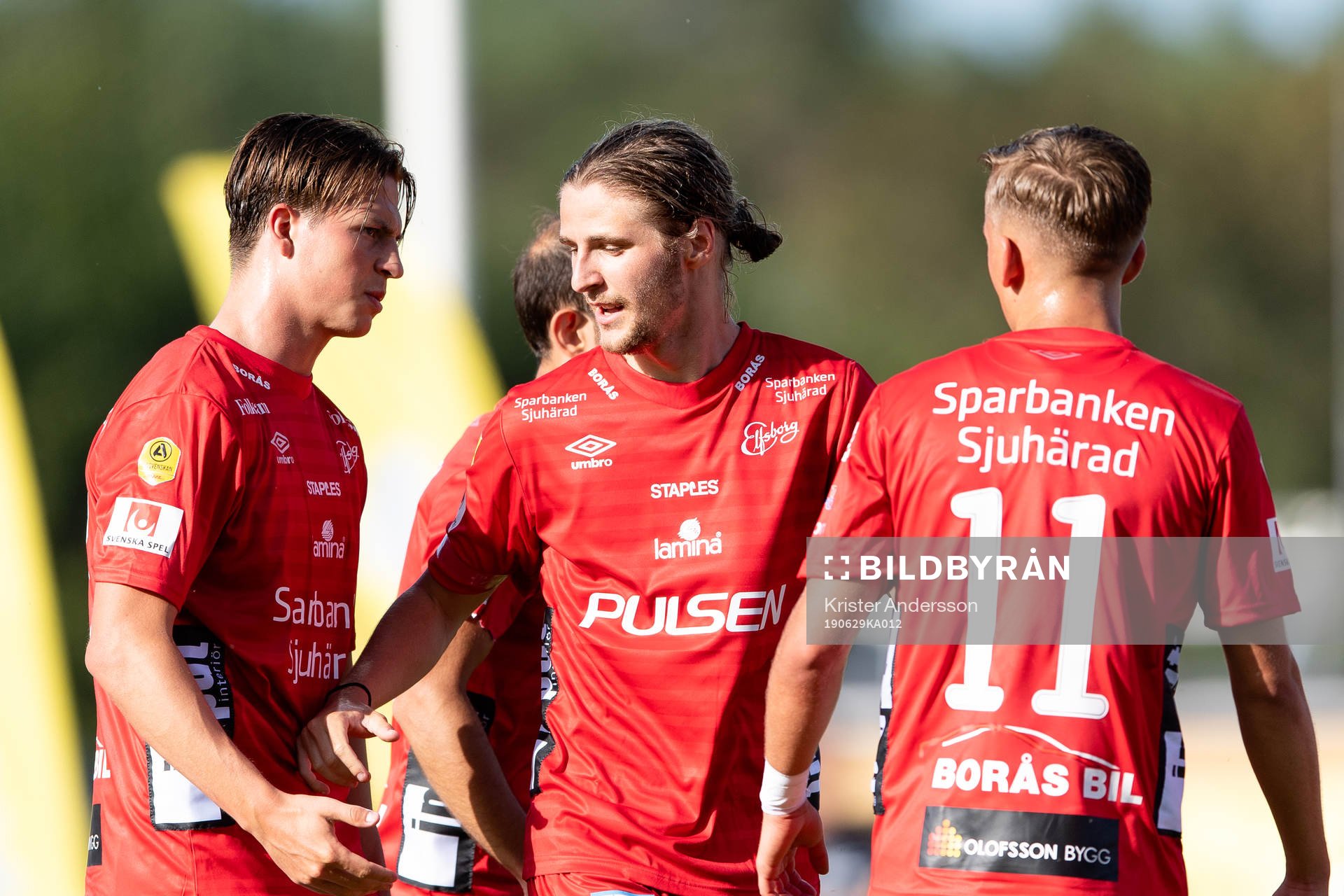 Elfsborgs Pawel Cibicki jublar med lagkamrater