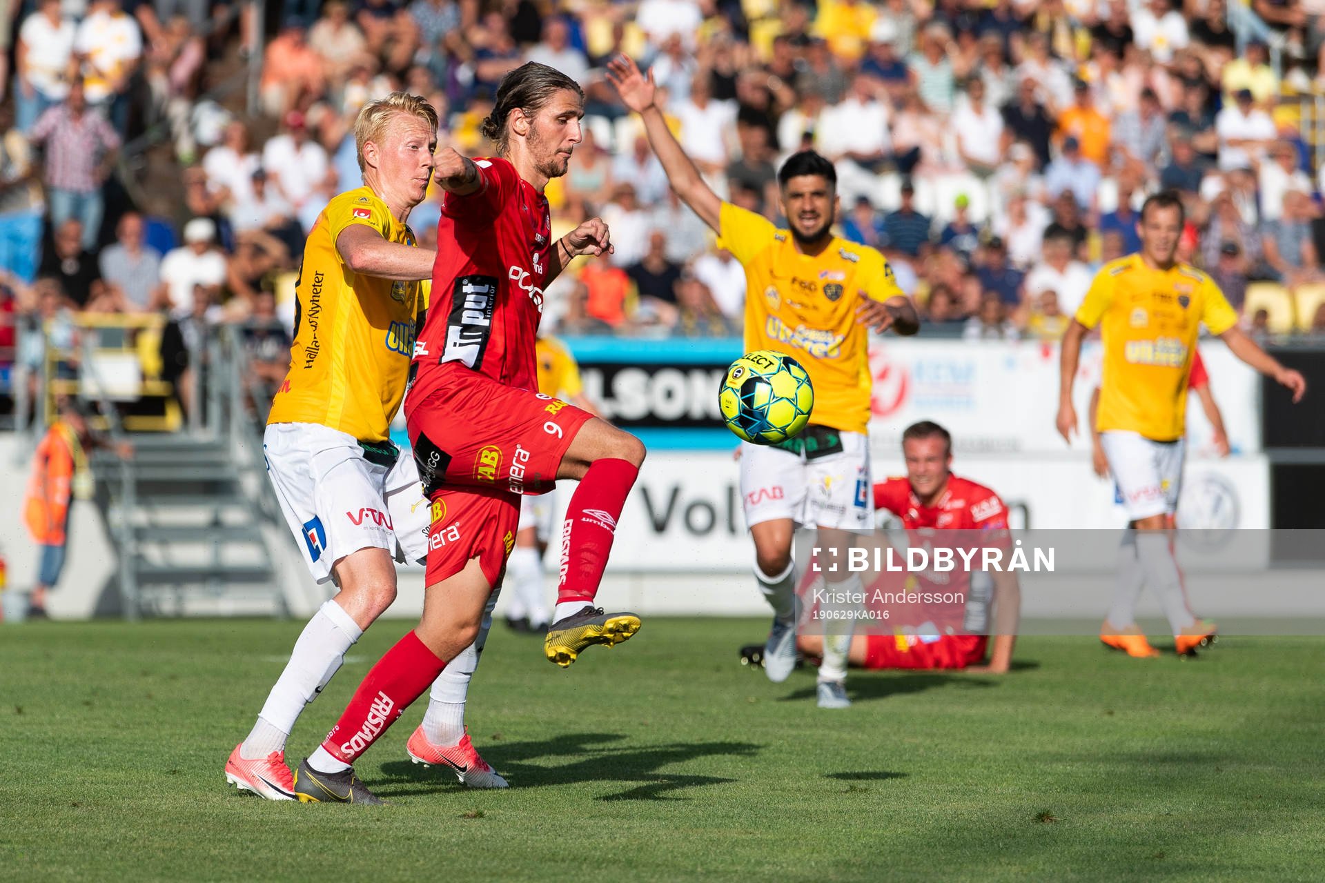 Falkenbergs Jacob Ericsson och Elfsborgs Pawel Cibicki