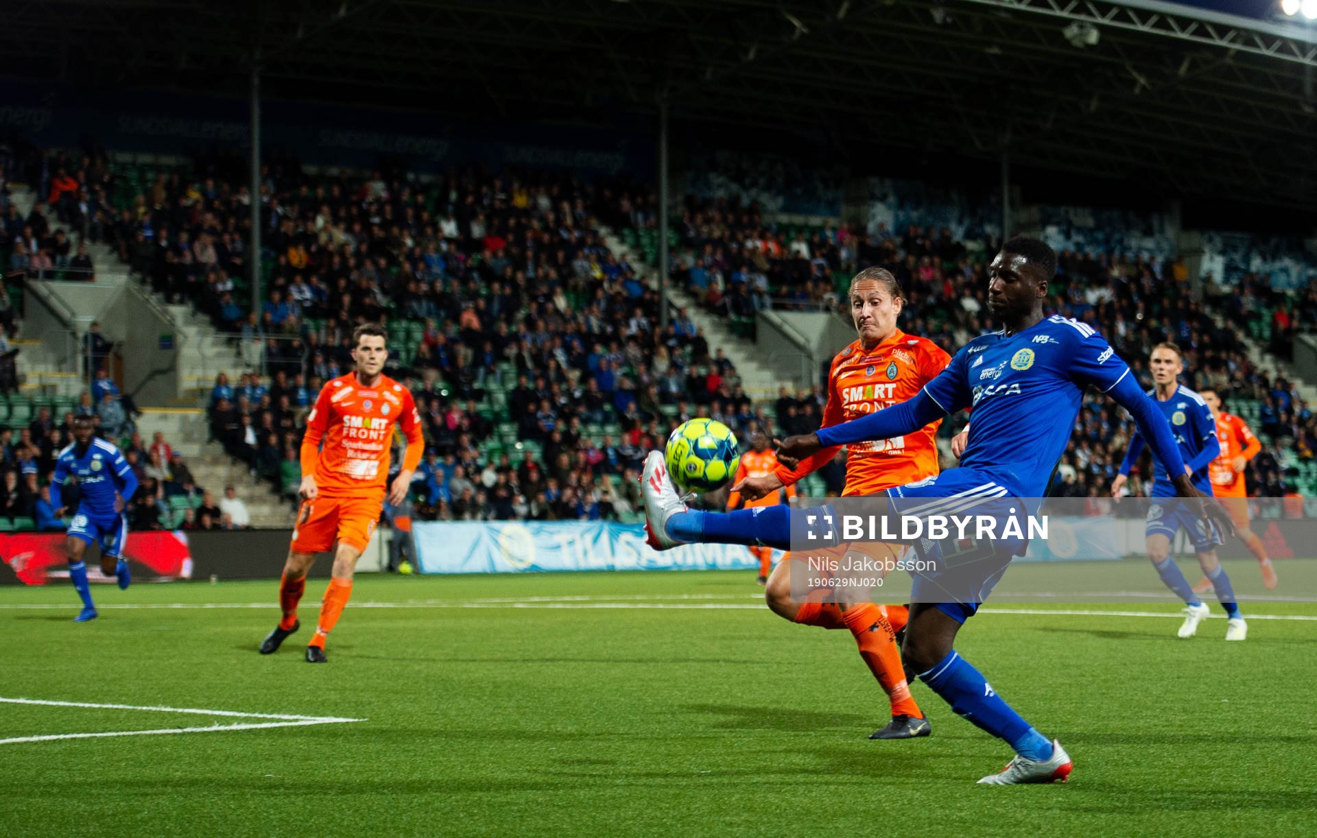 AFC Eskilstunas Felix Michel Melki och Sundsvalls Peter