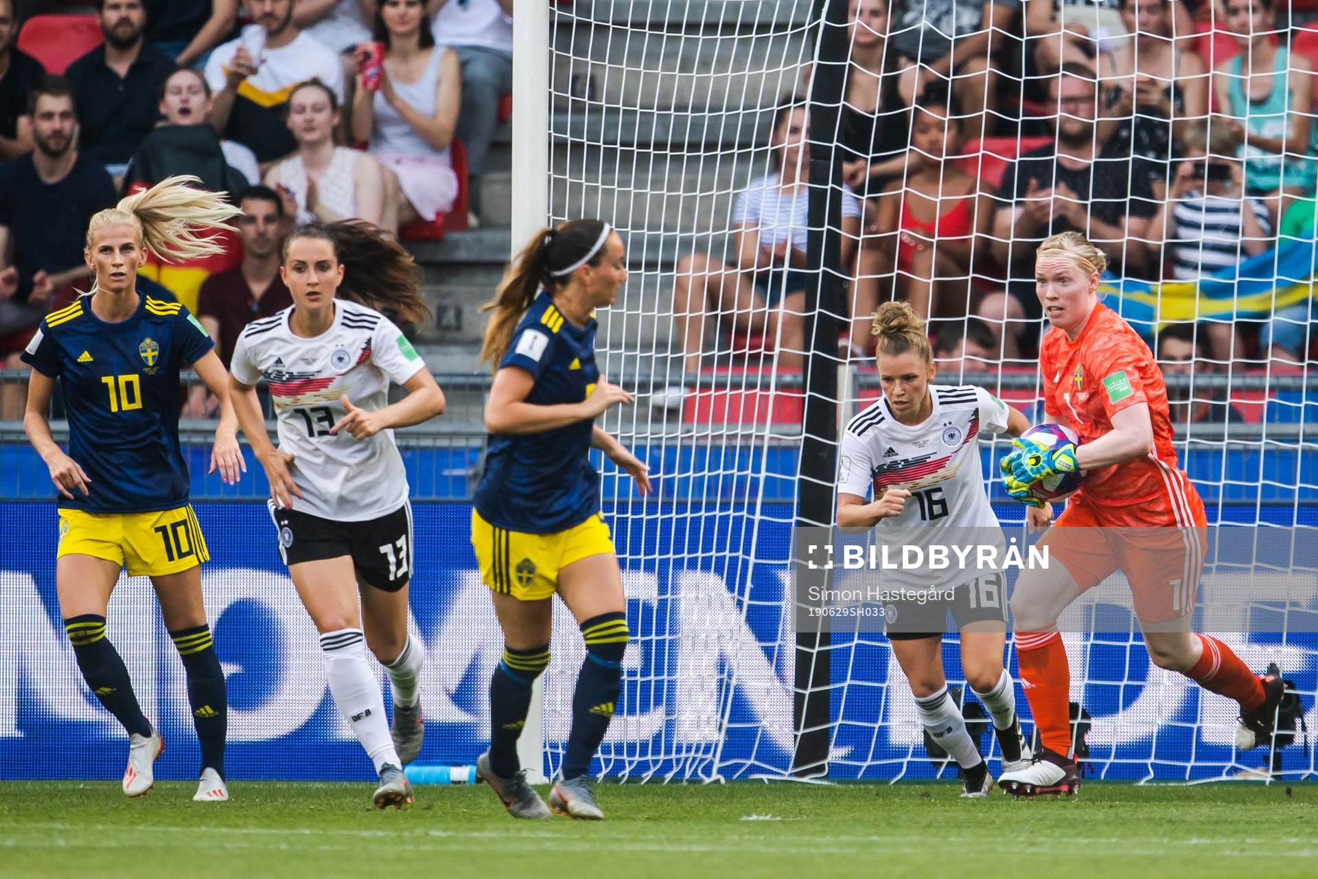 Goalkeeper Hedvig Lindahl of Sweden
