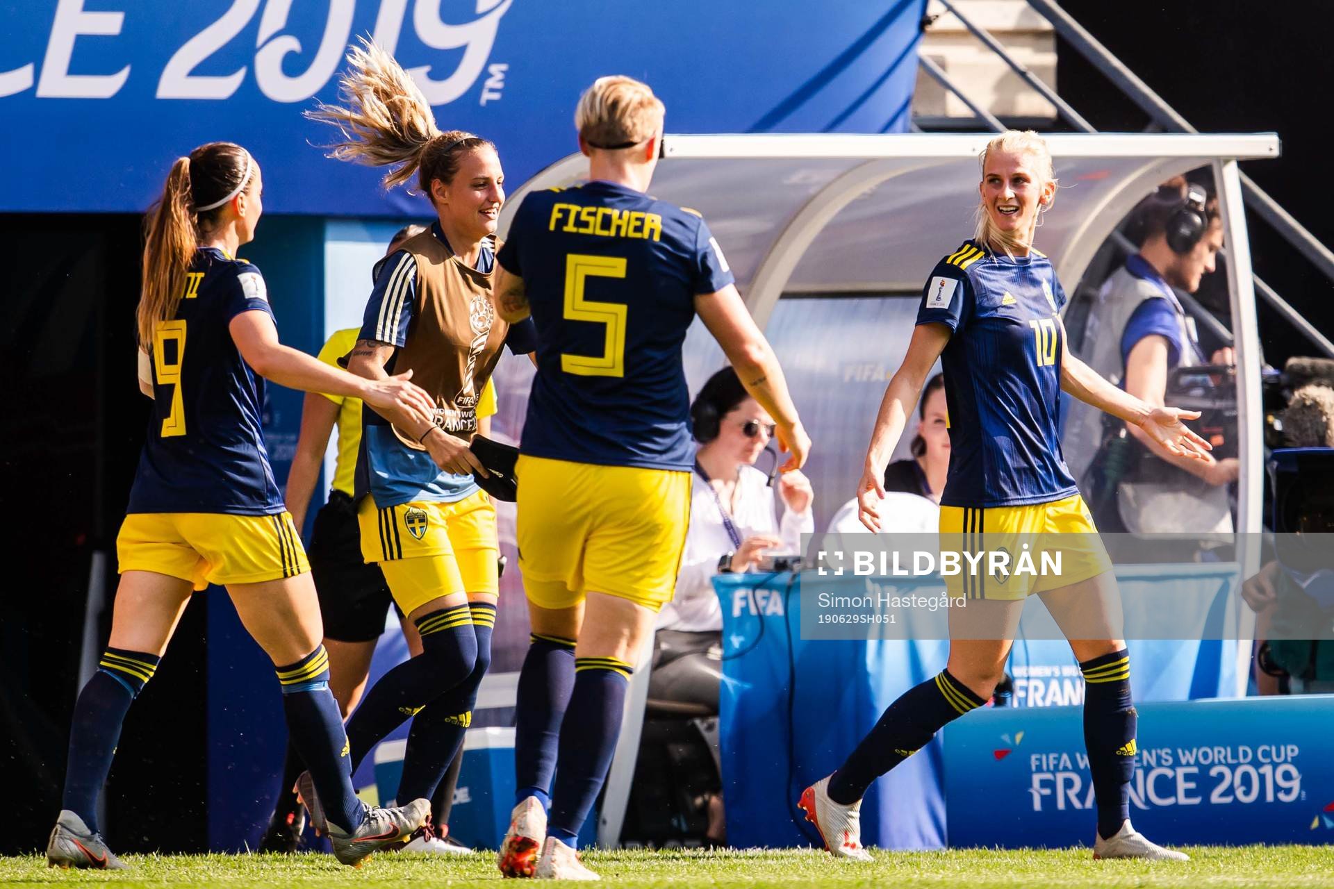 Sofia Jakobsson of Sweden celebrates