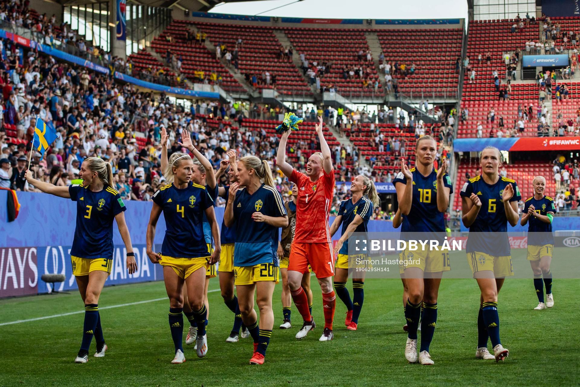 Linda Sembrant, Hanna Glas, Mimmi Larsson, goalkeeper Hedvig Lindahl., Julia Roddar, Fridolina Rolfö and Magdalena Eriksson of Sweden celebrate after the FIFA Women's World Cup quarter final between Germany and Sweden on June 29, 2019 in Rennes.