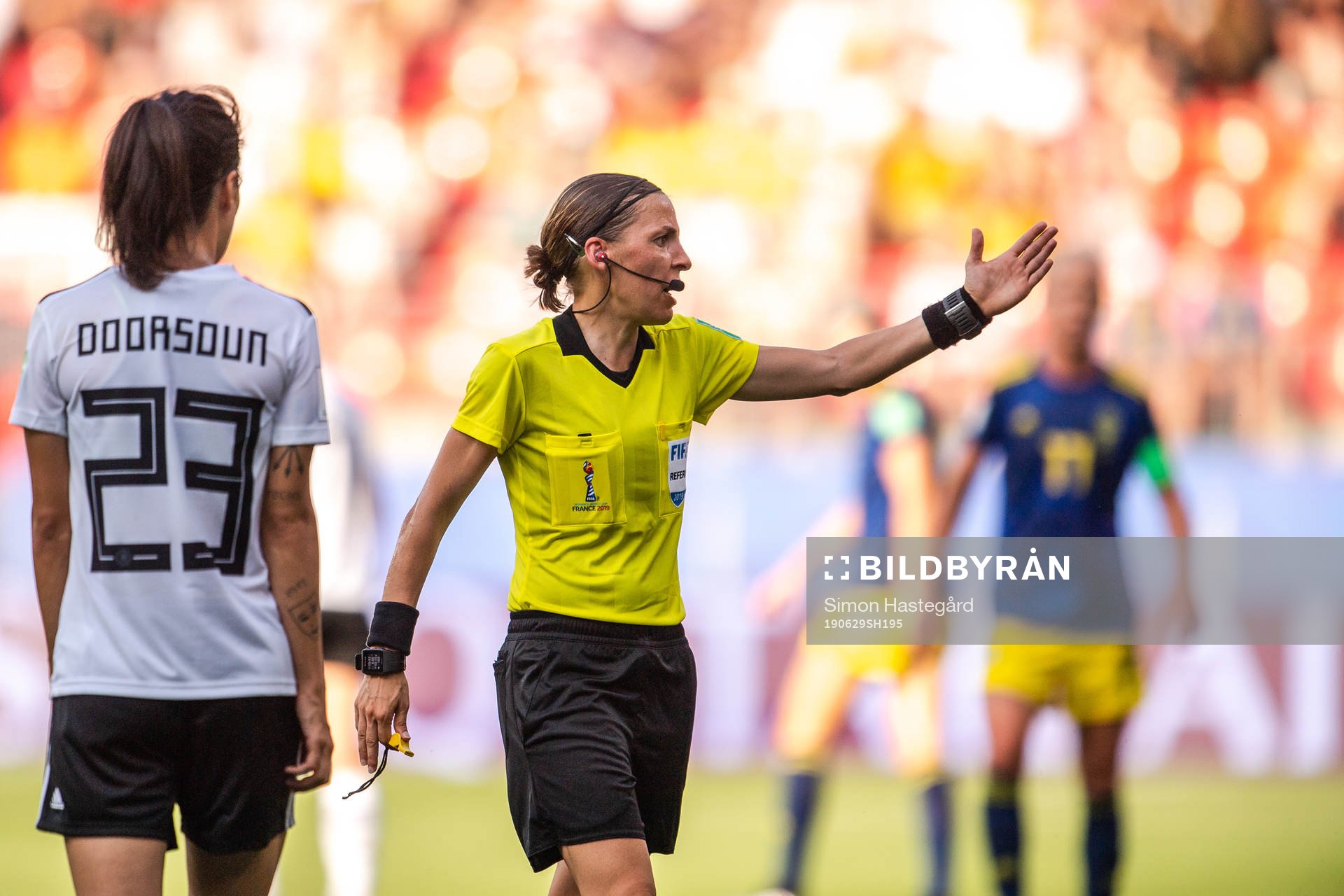 Referee Stéphanie Frappart