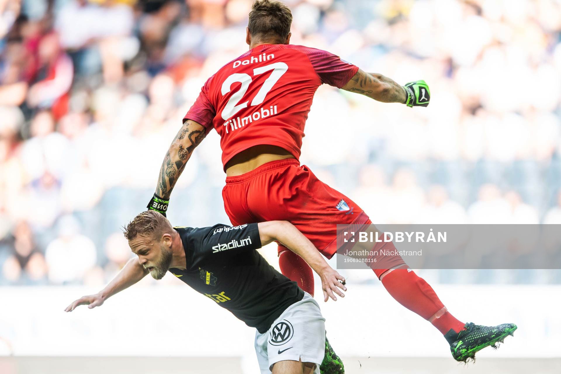 s Daniel Sundgren och Malmö FFs Johan Dahlin