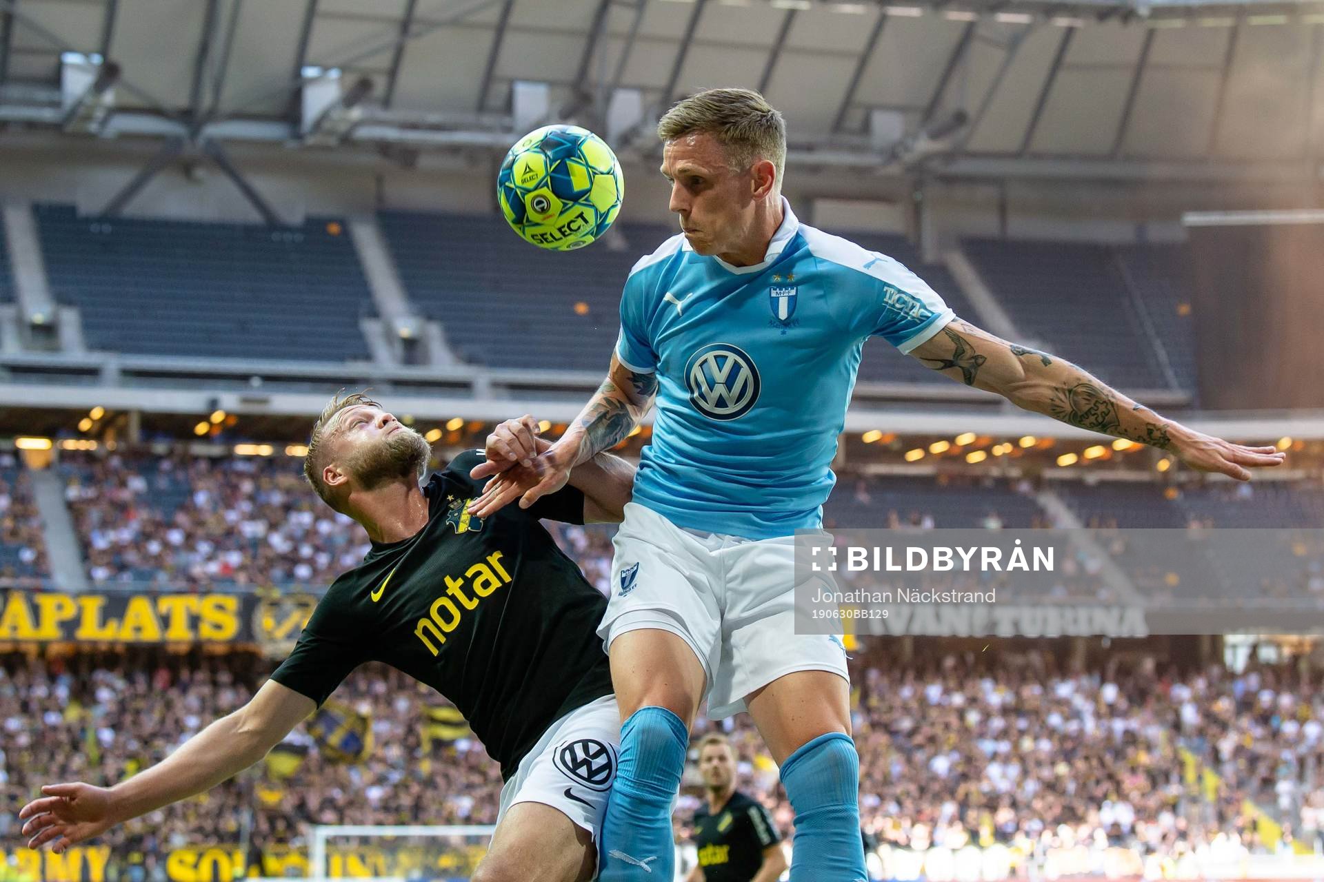 s Daniel Sundgren och Malmö FFs Sören Rieks