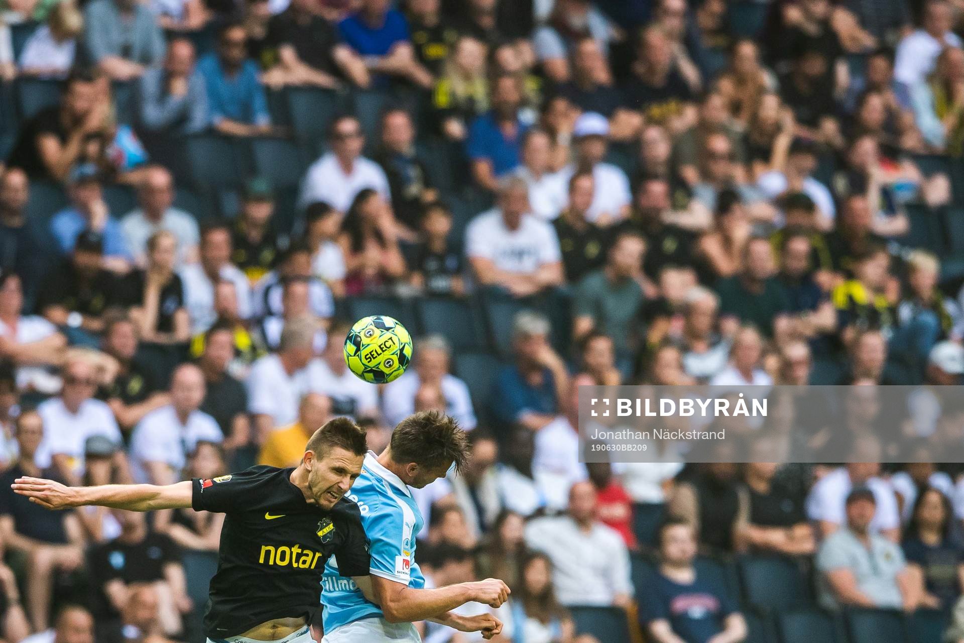 s Karol Mets och Malmö FFs Markus Rosenberg