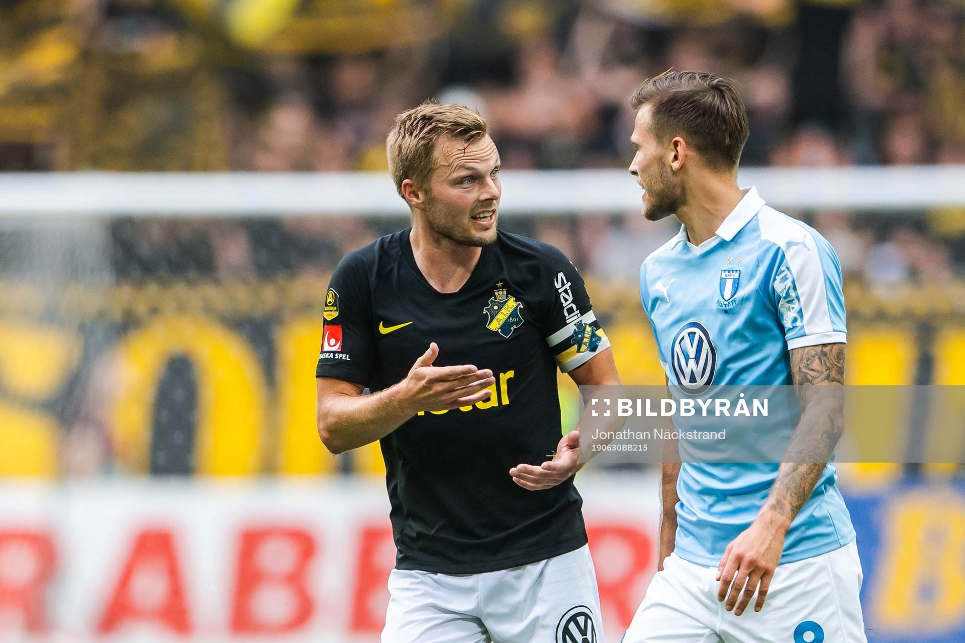 s Sebastian Larsson i samtal med Malmö FFs Arnór