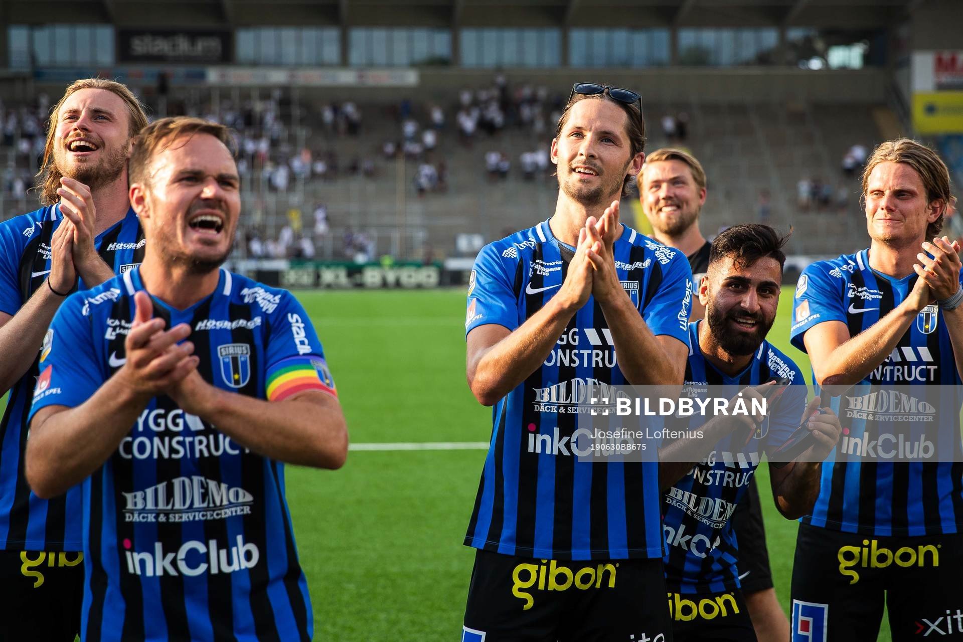 Sirius Philip Haglund jublar efter fotbollsmatchen i Allsvenskan mellan IFK Norrköping och Sirius den 30 juni 2019 i Norrköping.