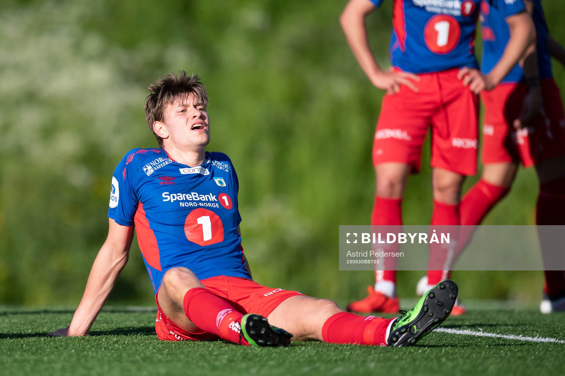 Kristoffer Hay of Tromsdalen with an injury