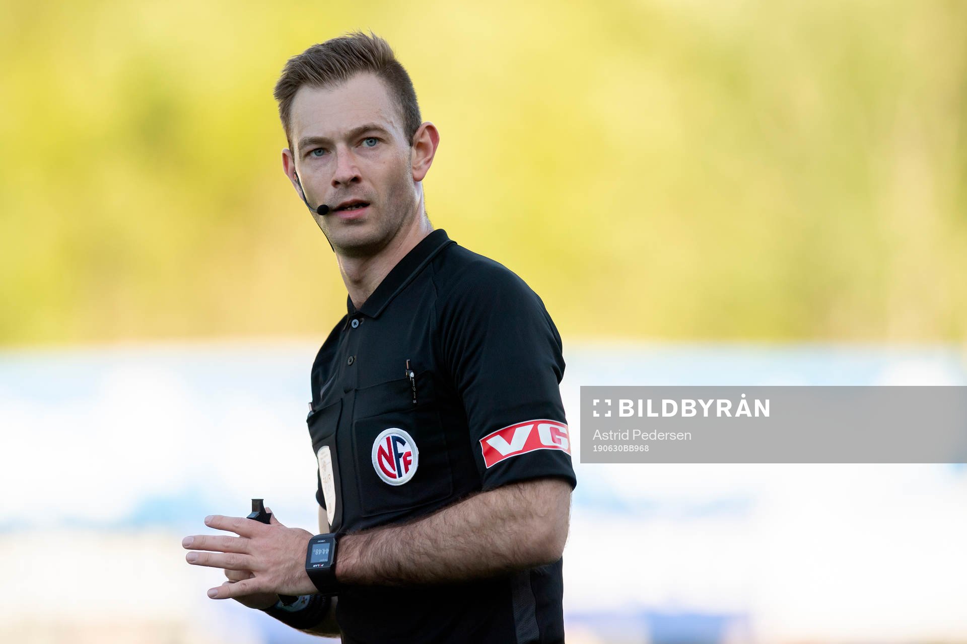 Daniel Higraff, referee