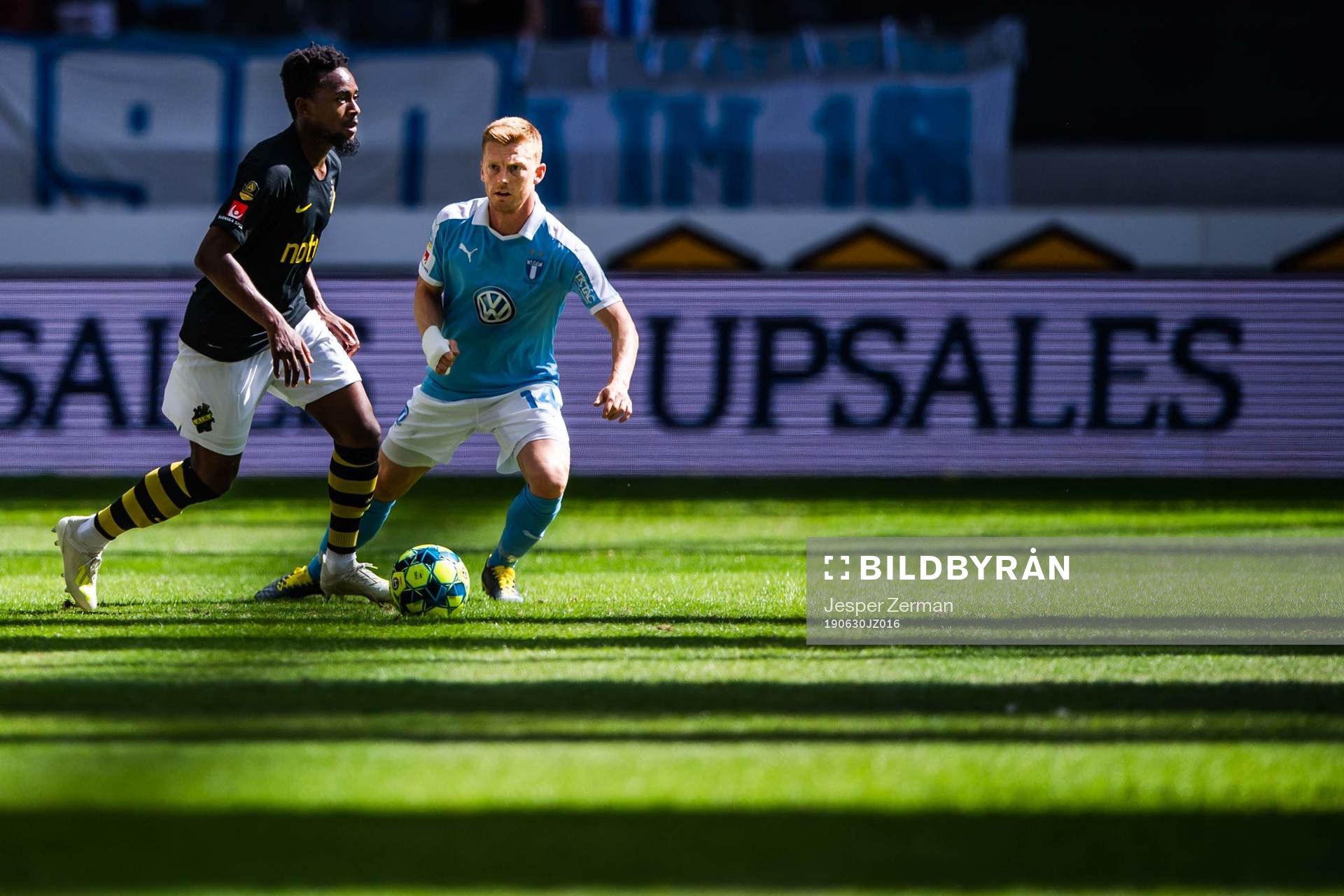 s Heradi Rashidi och Malmö FFs Anders Christiansen