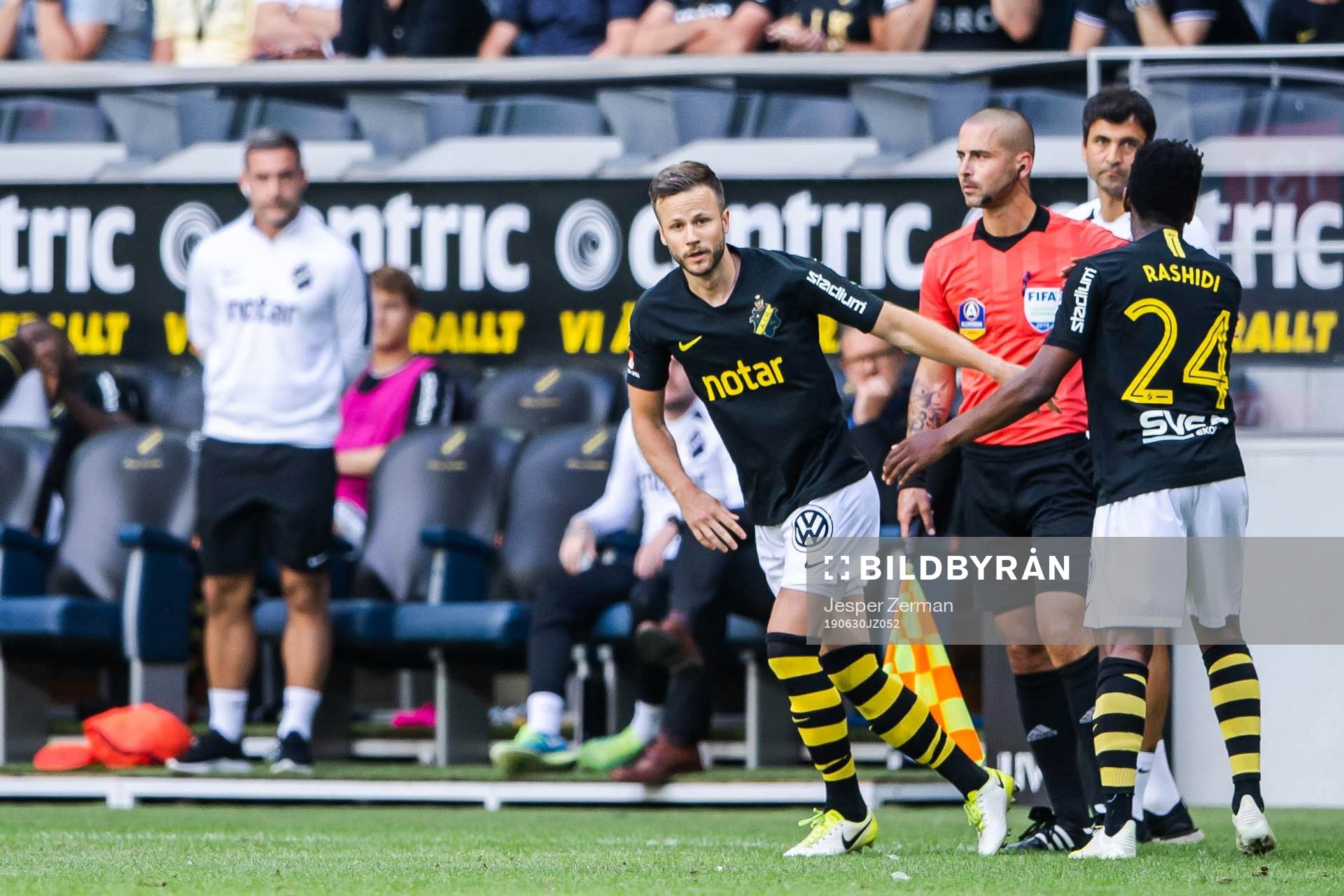 s Robert Lundström byts in mot AIK:s Heradi Rashidi
