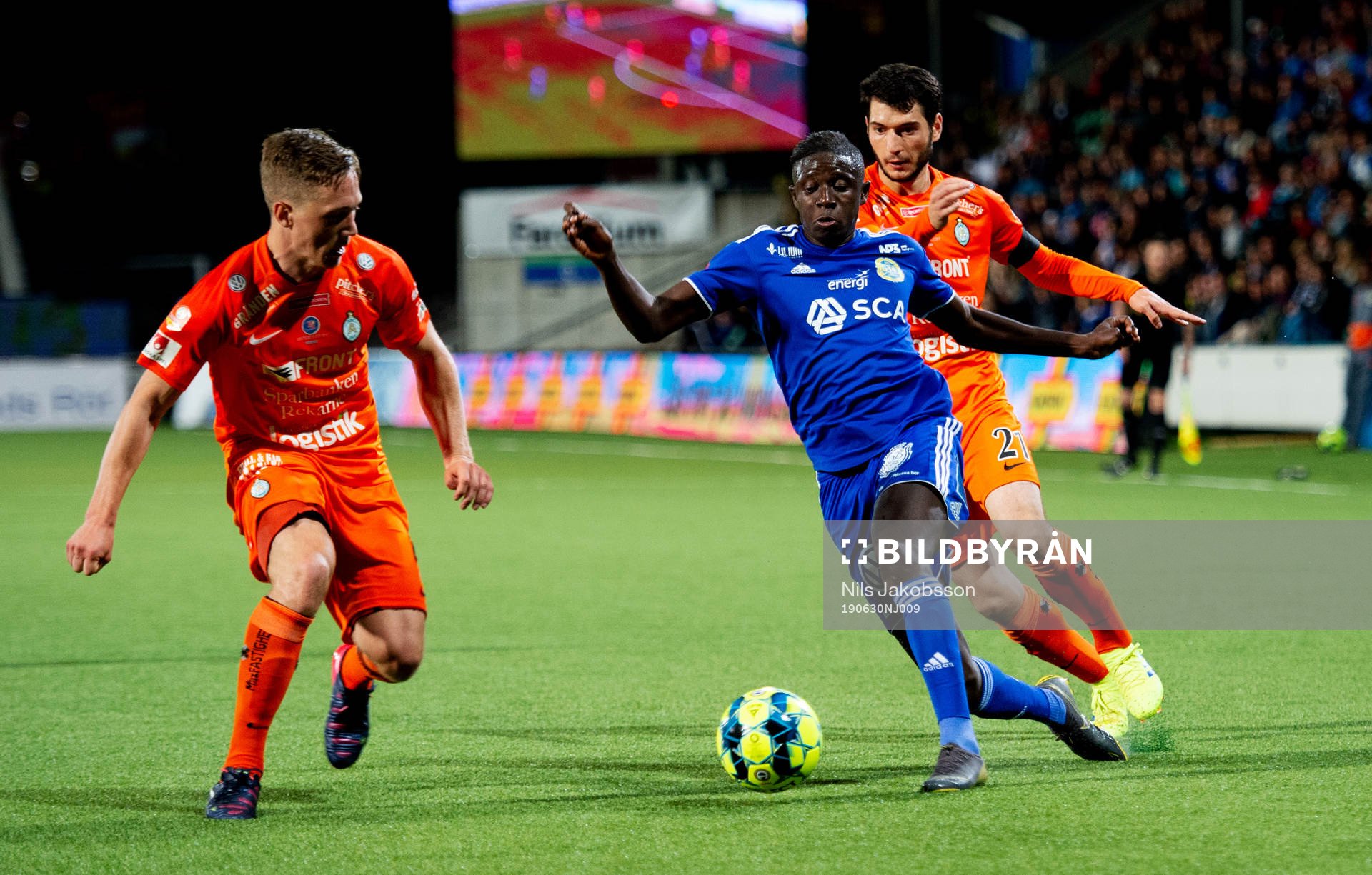 Sundsvalls Pa Konate och AFC Eskilstunas Anel Rashkaj