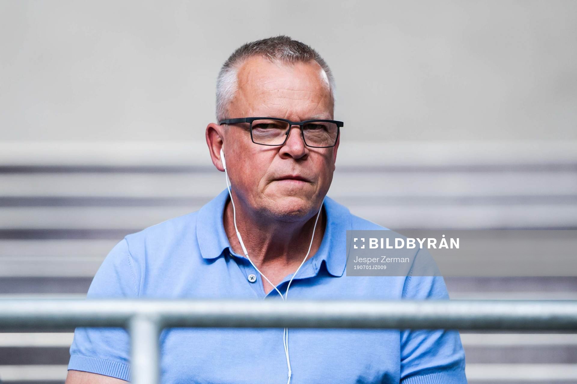 Sveriges förbundskapten Janne Andersson på läktaren