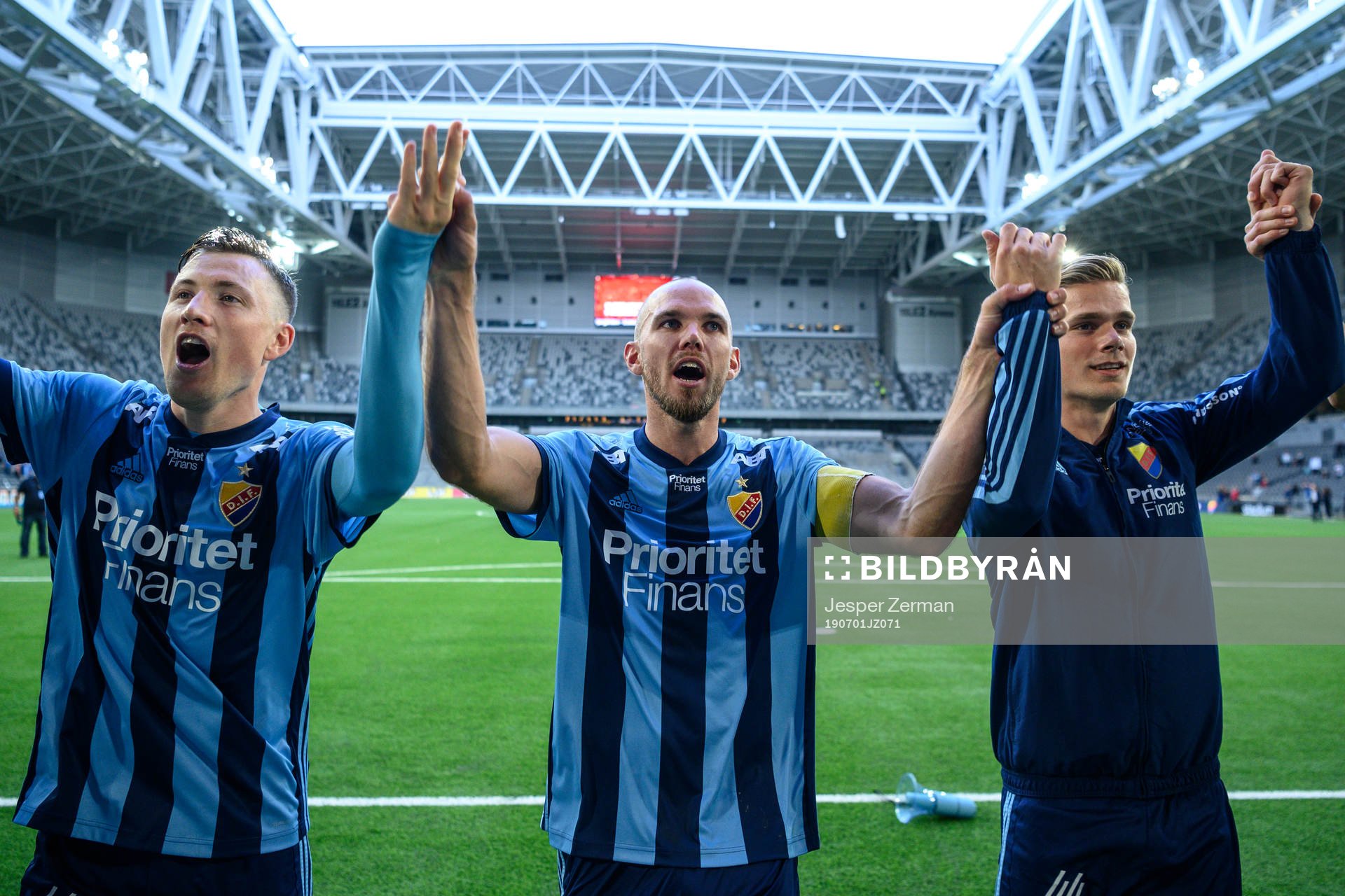 Djurgårdens Fredrik Ulvestad (v) och Marcus Danielson (m)