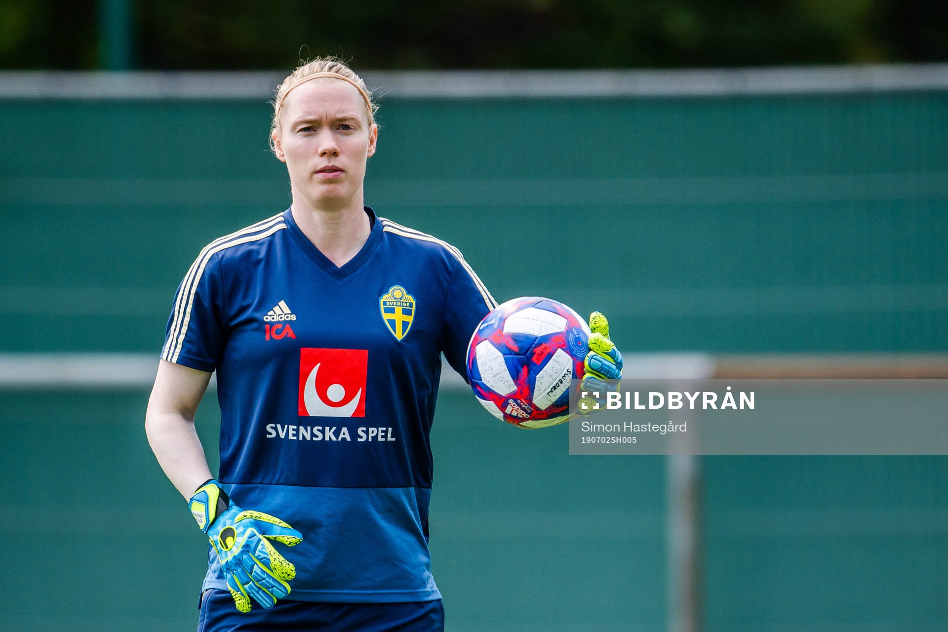 Goalkeeper Hedvig Lindahl of Sweden