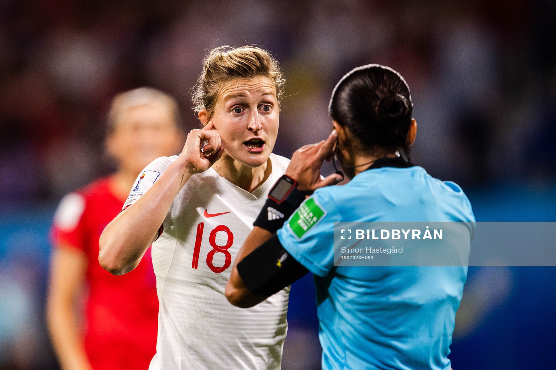 Ellen White of England reacts