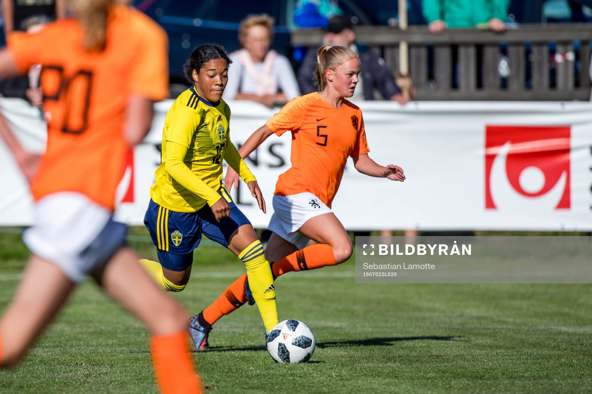 Sveriges Evelina Duljan och Nederländernas Milicia Keijzer
