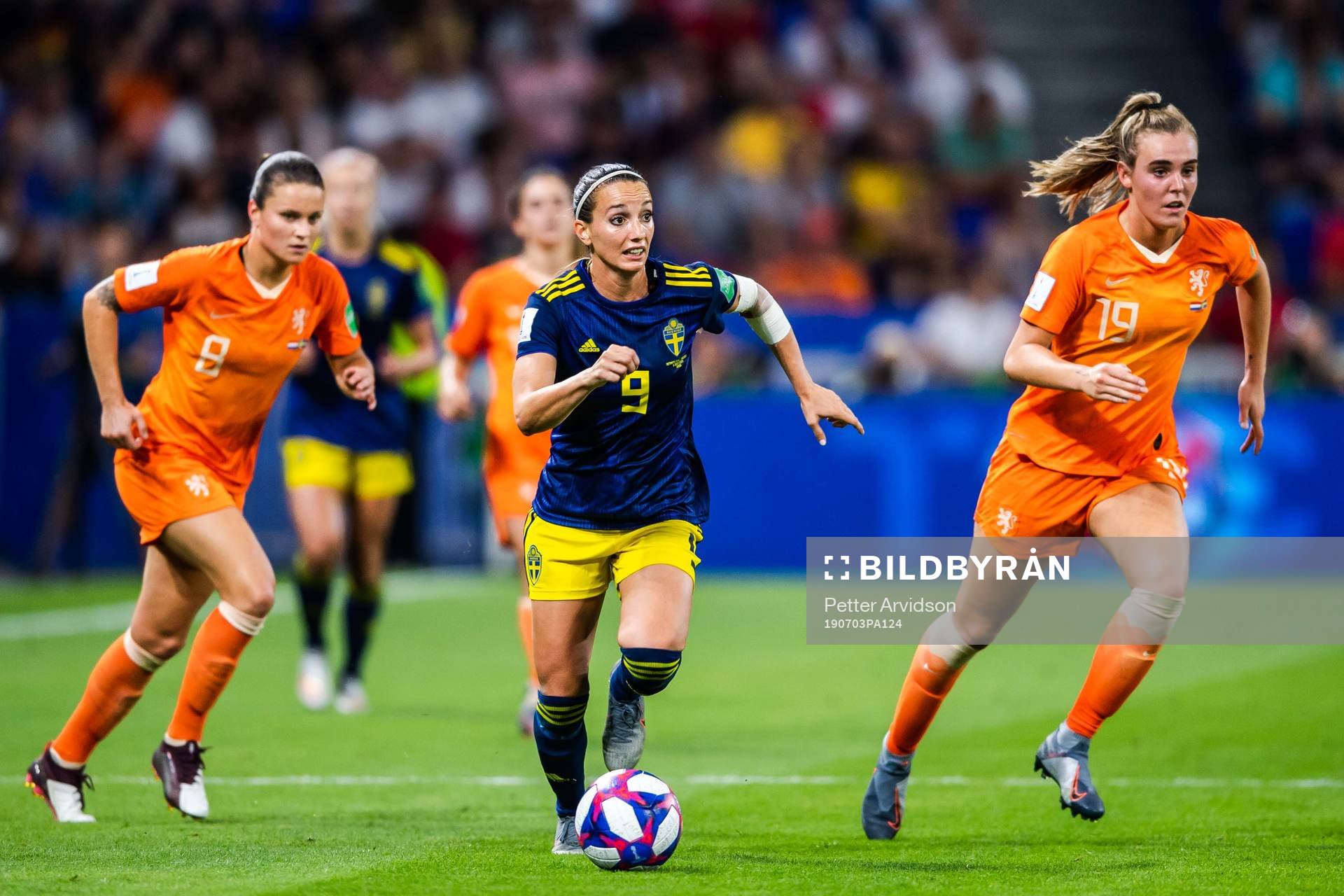Anna Margaretha Marina Astrid Miedema and Jill Jamie Roord
