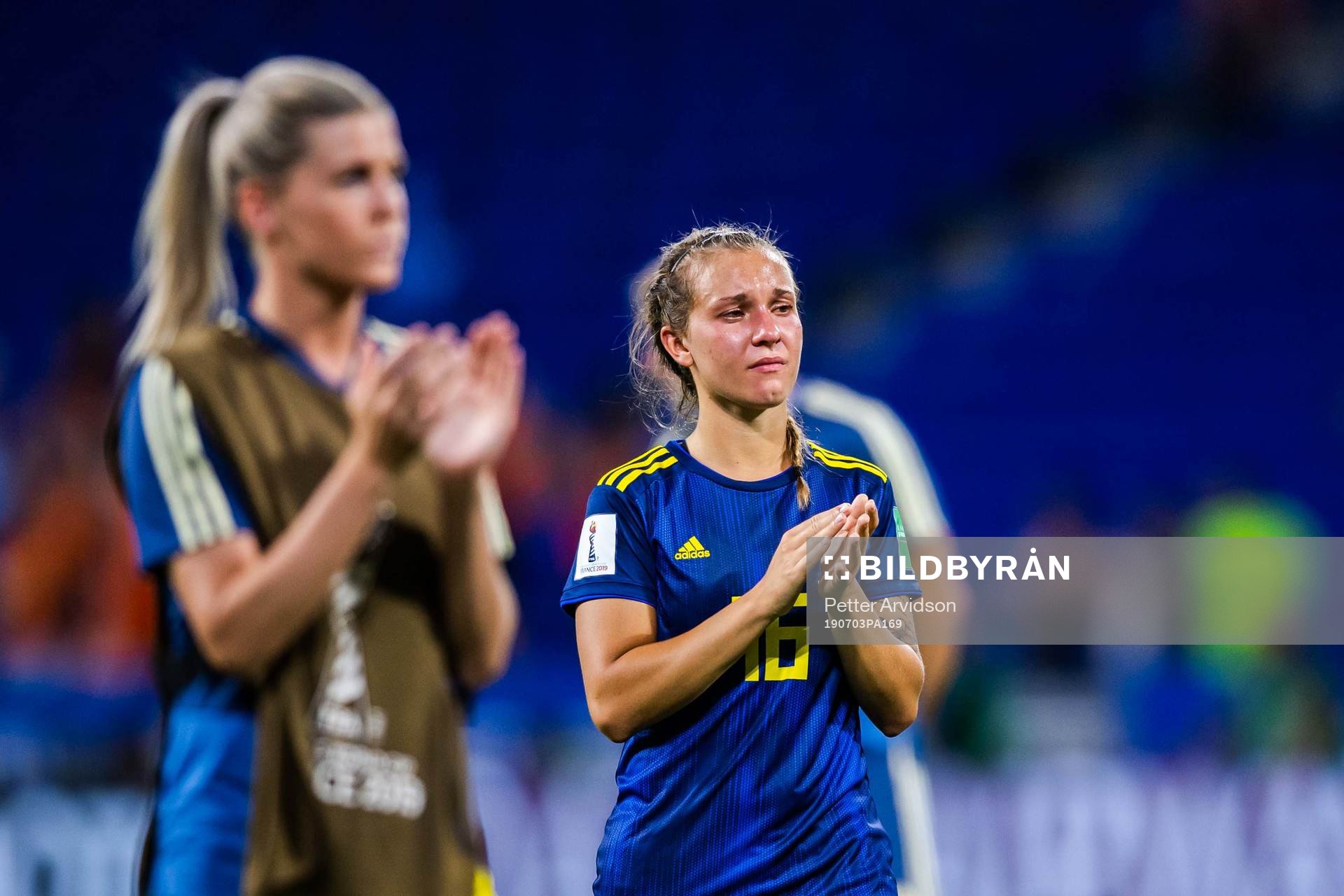 Julia Zigiotti Olme of Sweden in tears
