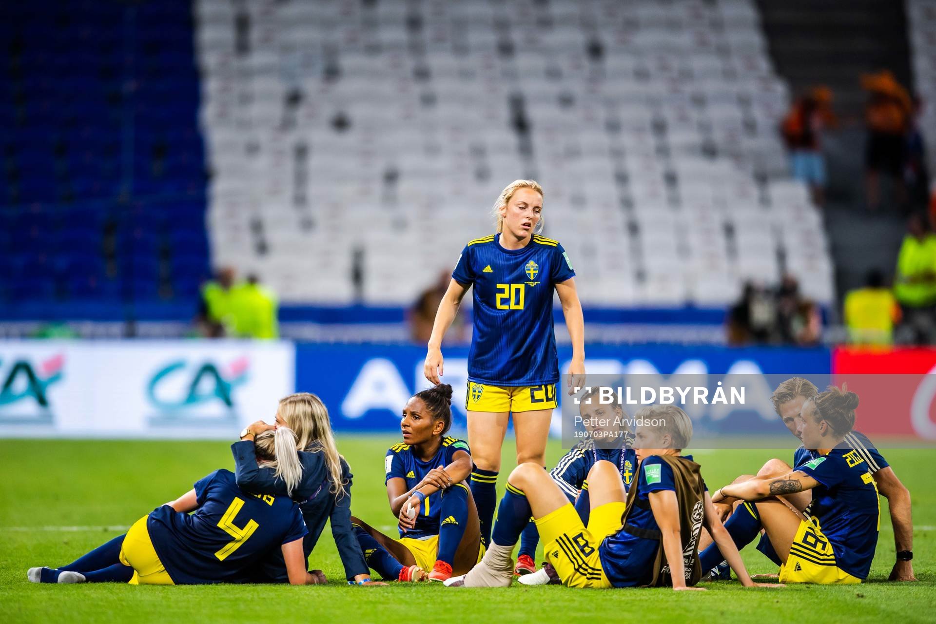 Mimmi Larsson of Sweden look dejected with teammates