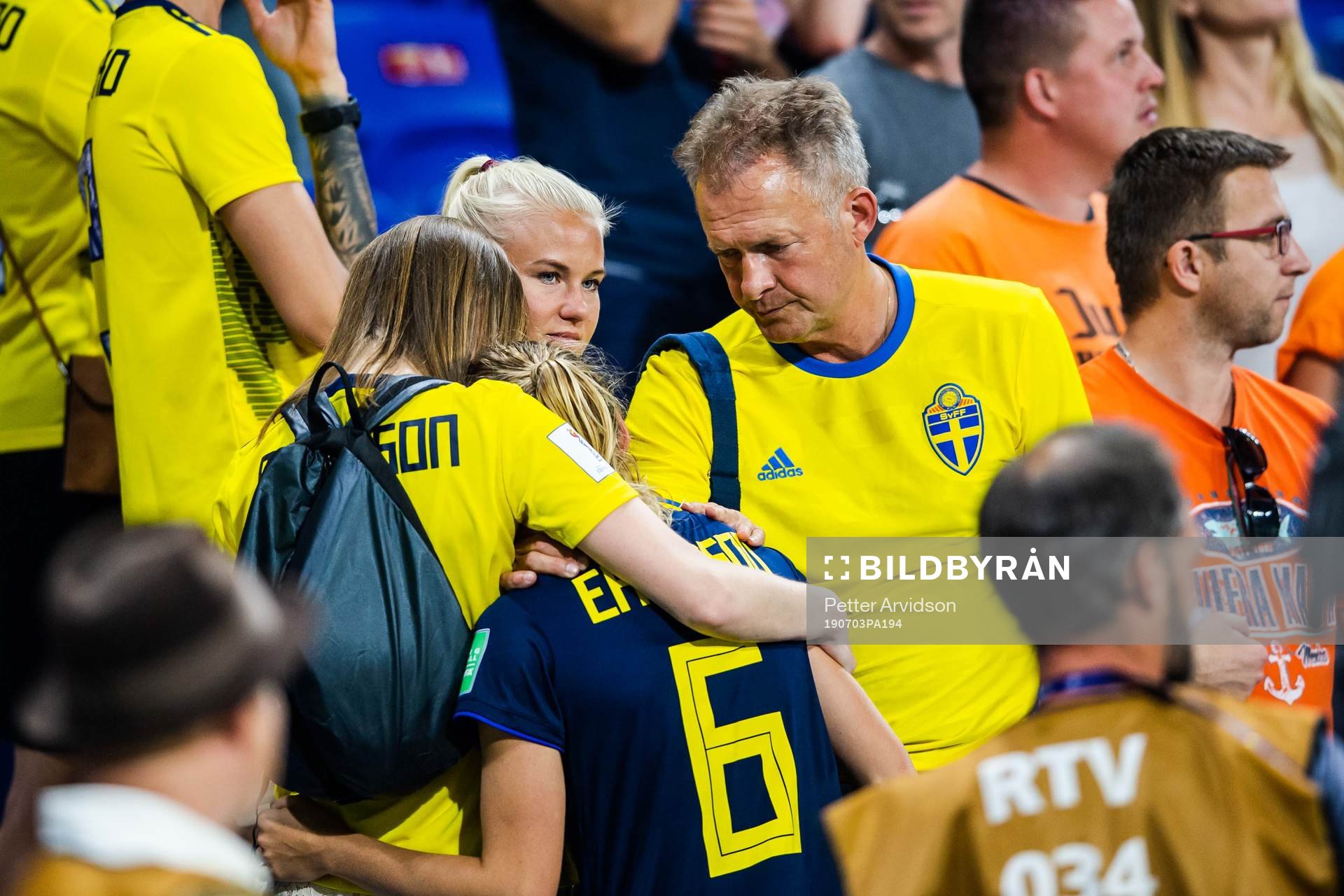 Magdalena Eriksson of Sweden with girlfriend Pernille Harder