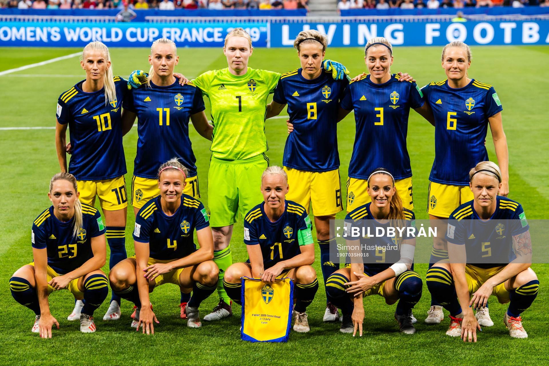 Sofia Jakobsson, Stina Blackstenius, goalkeeper Hedvig