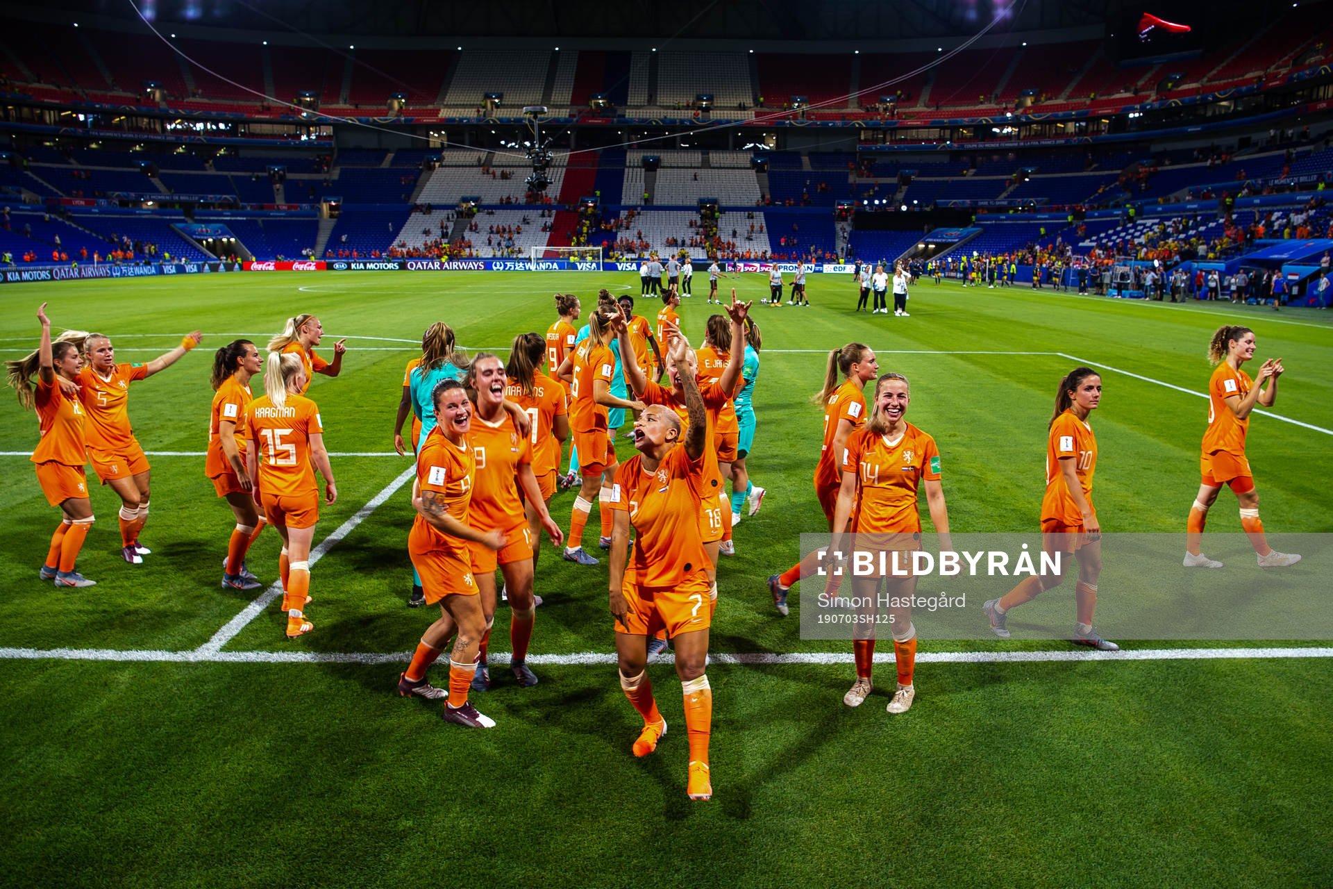 Shanice Van De Sanden of Netherlands celebrates with
