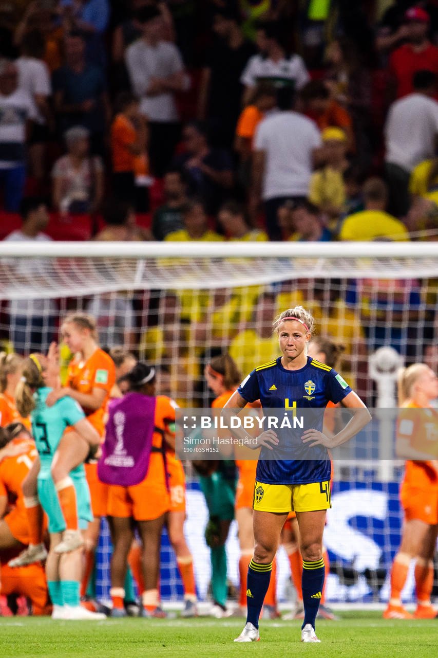 Hanna Glas of Sweden looks dejected
